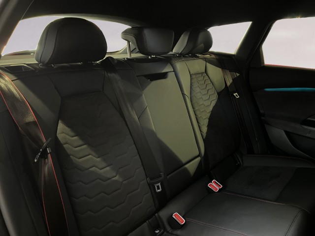 AUDI S6 Avant e-tron quattro-image-17