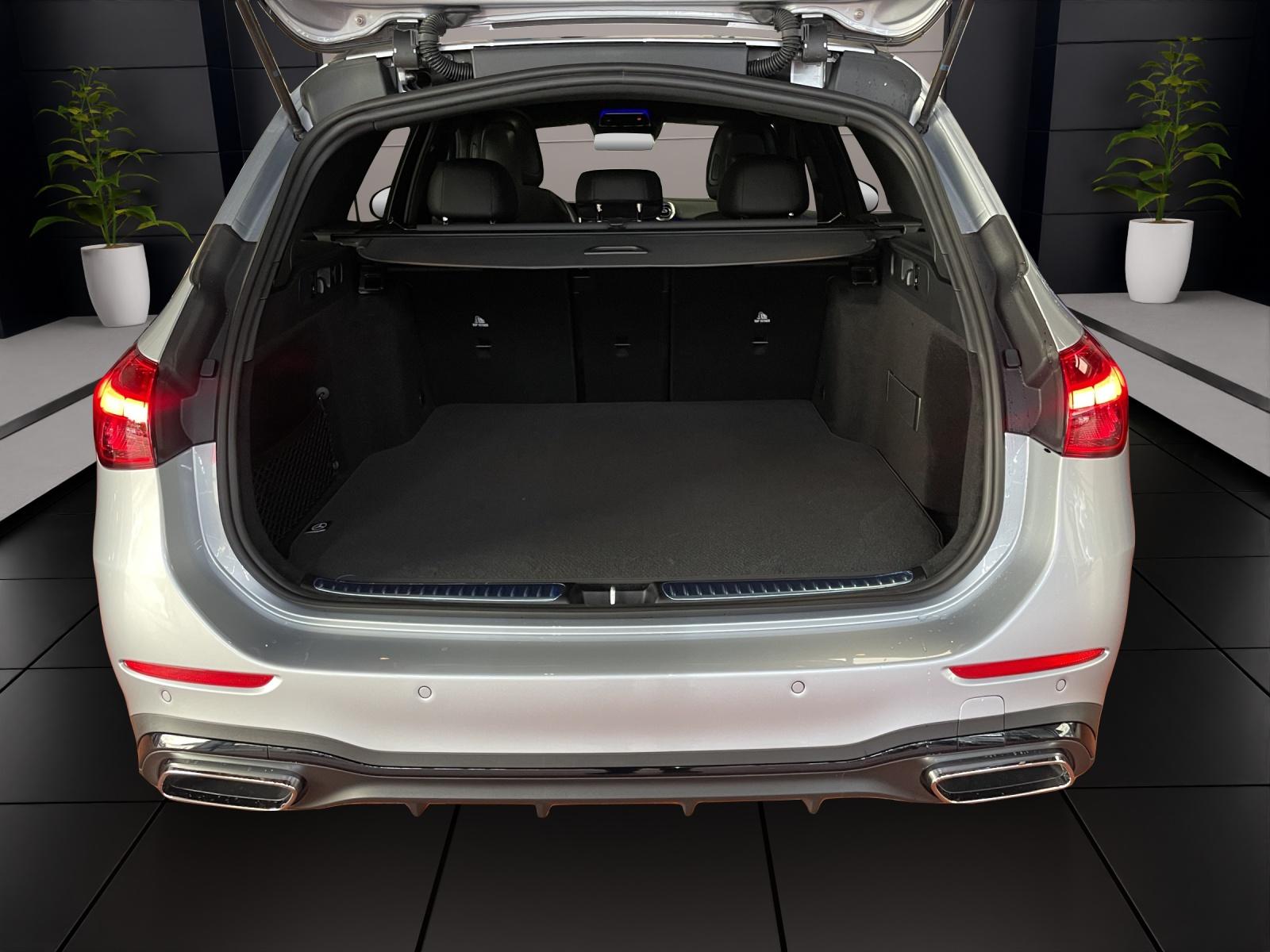 MERCEDES-BENZ C 220 d 4MATIC T-Modell Swiss Star AMG Line-image-8
