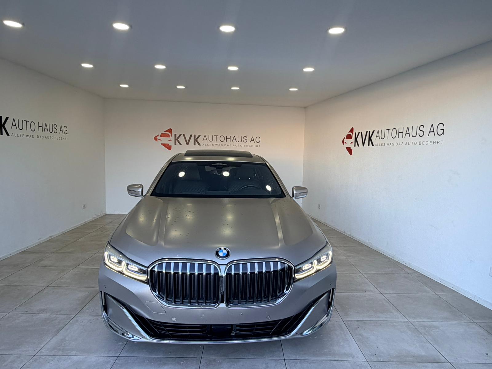 BMW 750Ld xDrive Steptronic*VOLL AUSSTATTUNG*-image-2