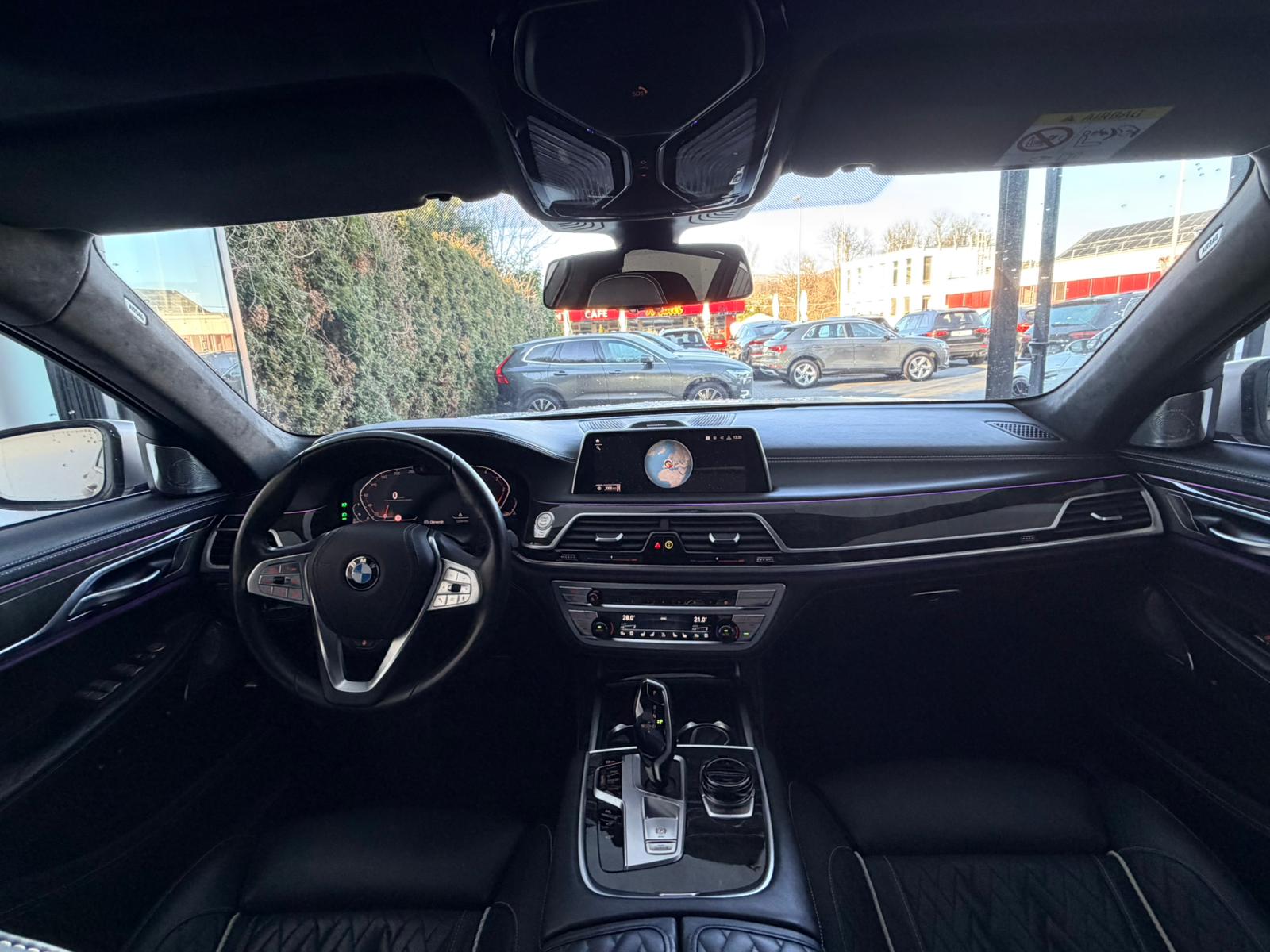 BMW 750Ld xDrive Steptronic*VOLL AUSSTATTUNG*-image-6