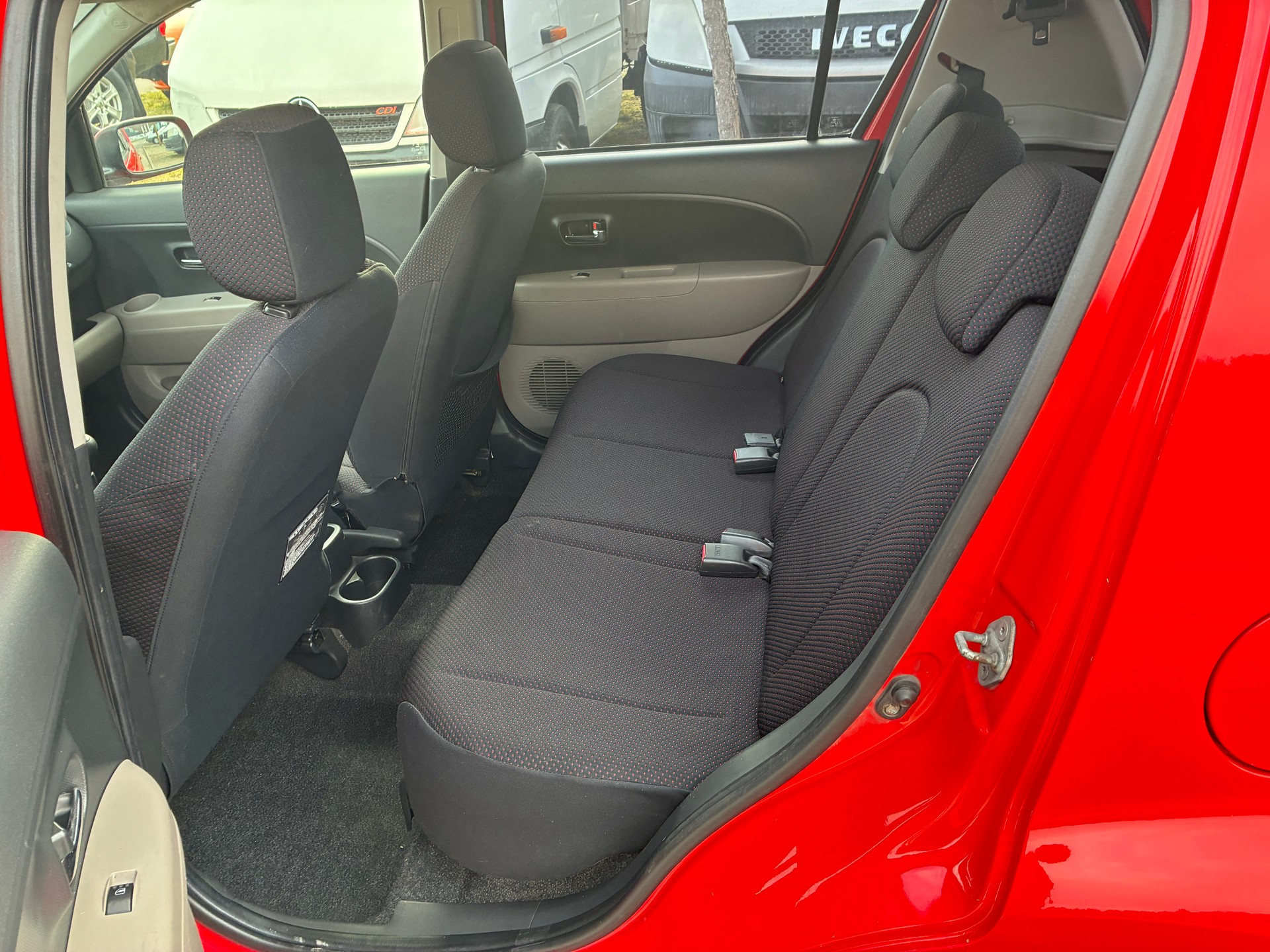 DAIHATSU Sirion 1.3 S eco-4WD-image-2