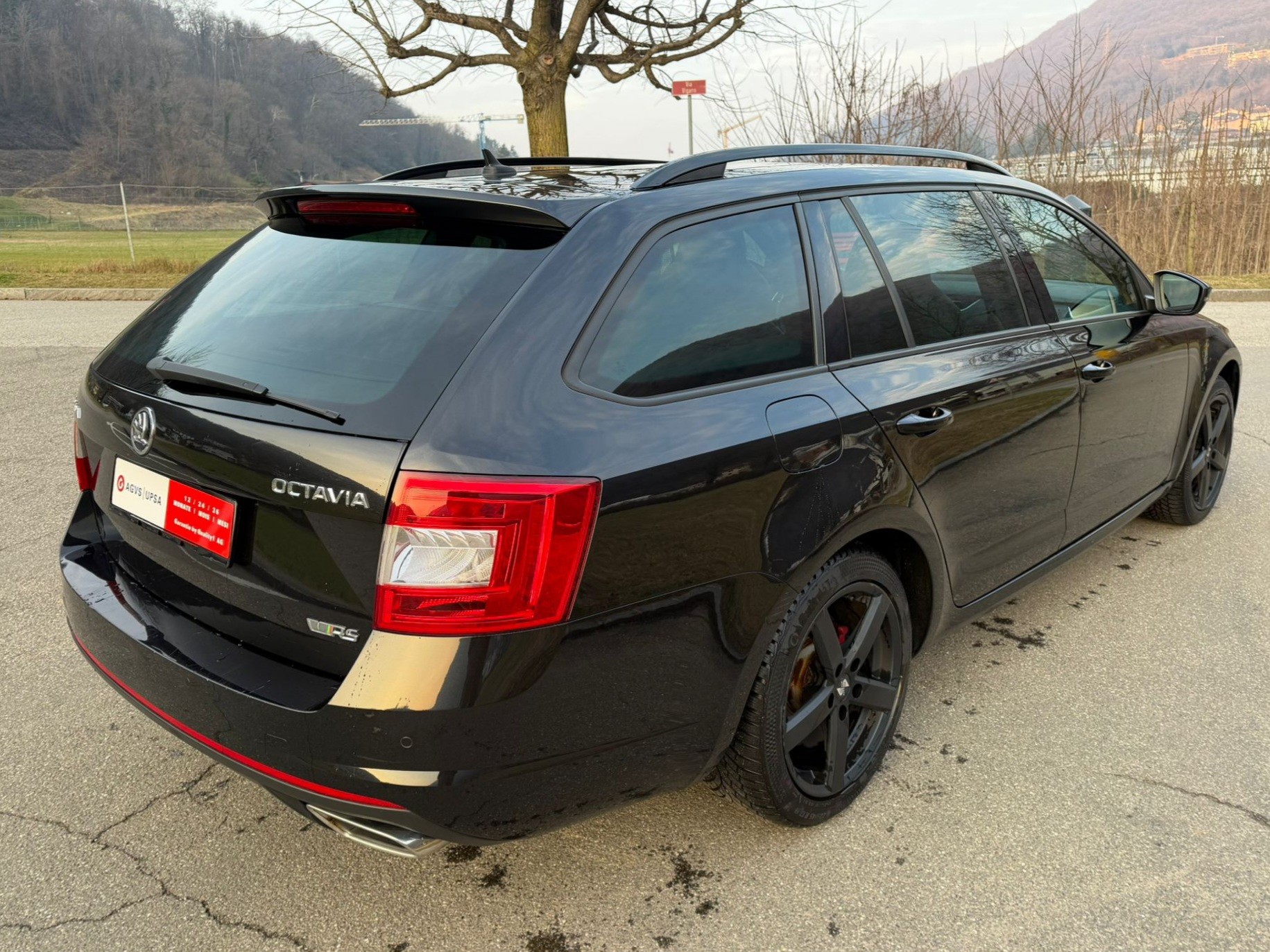 SKODA Octavia Combi 2.0 TDI RS DSG-image-2