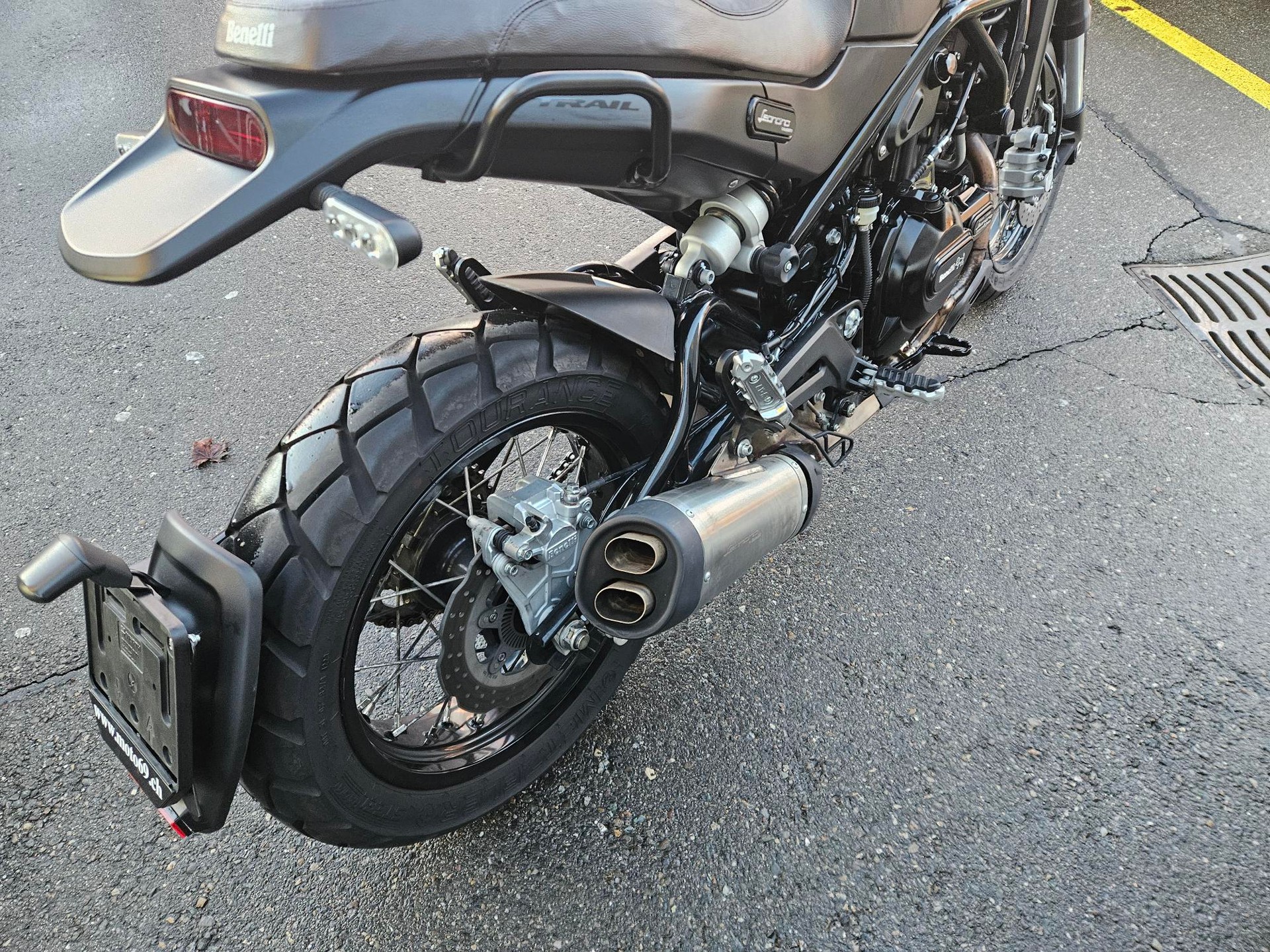 BENELLI Leoncino 500-showroom-element-3