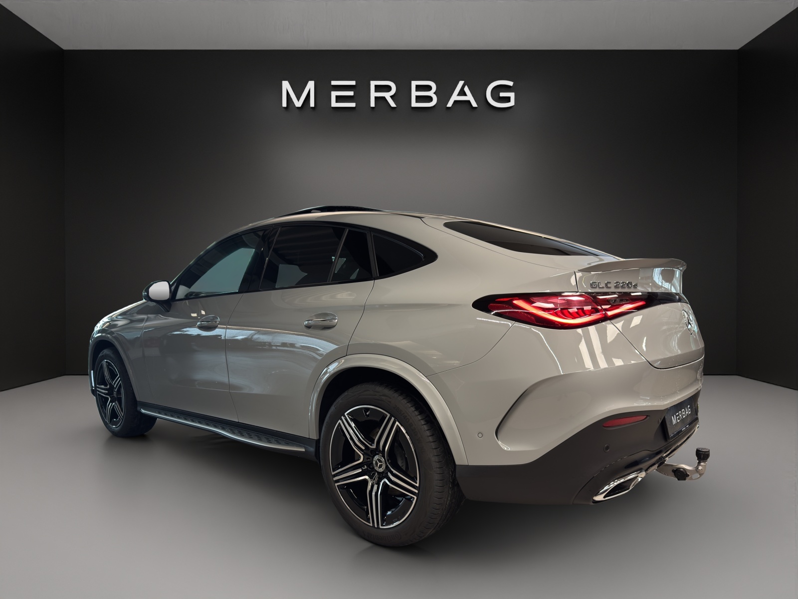 MERCEDES-BENZ GLC Coupé 220 d 4Matic AMG Line-image-3