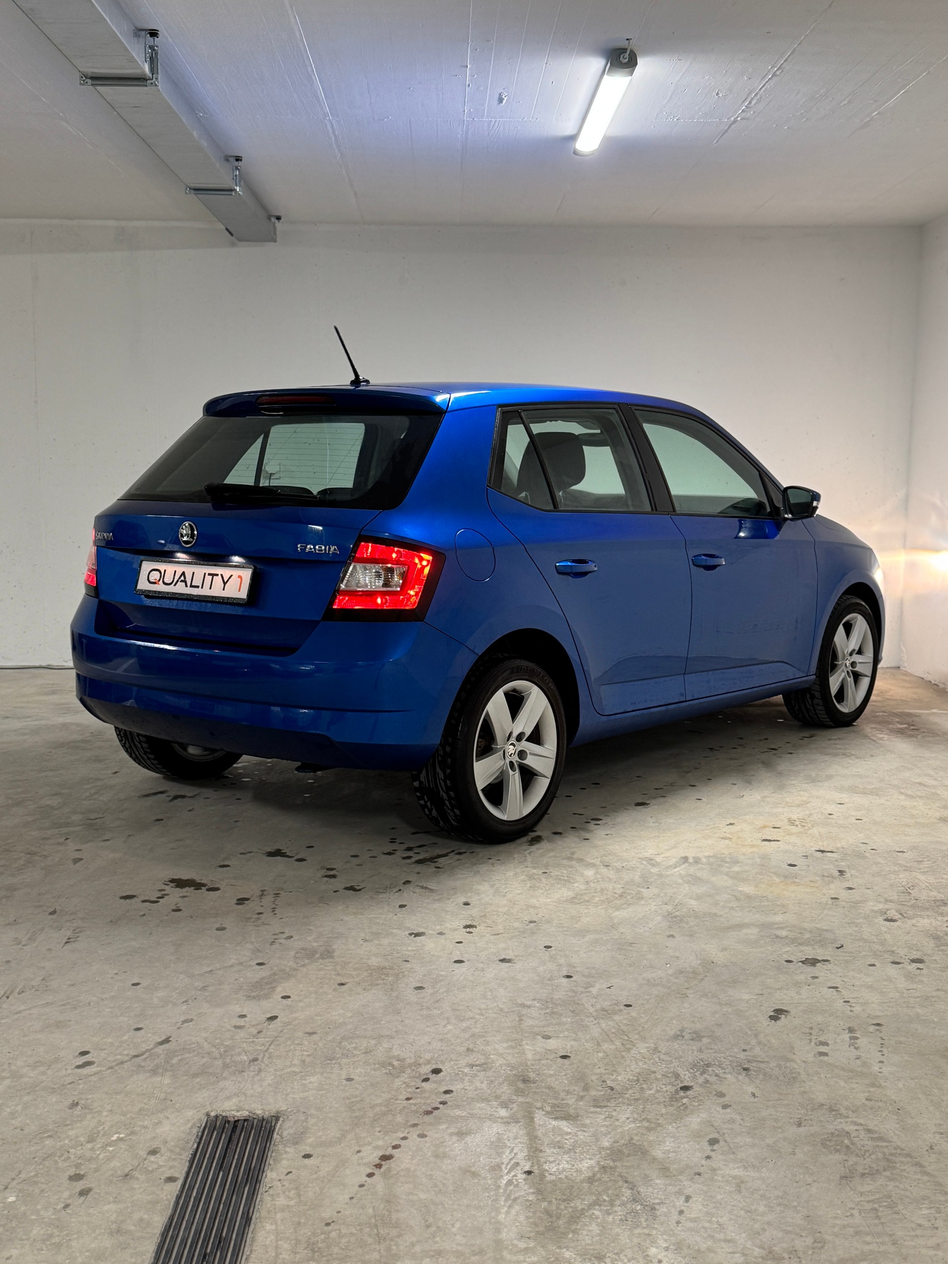 SKODA Fabia 1.2 TSI Ambition-image-3