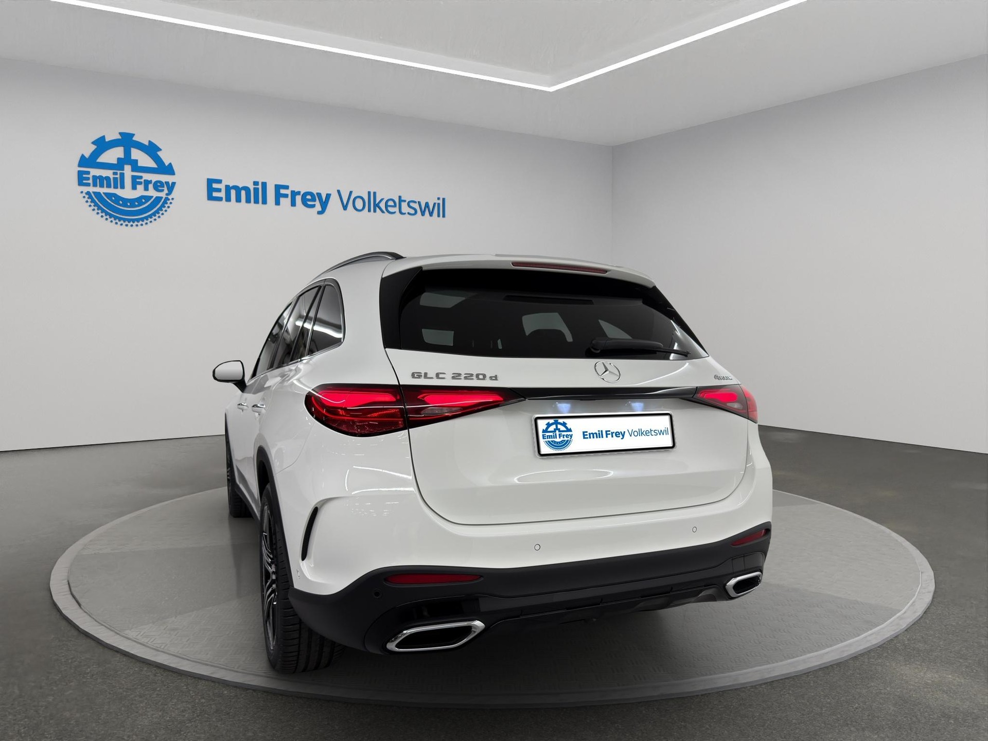 MERCEDES-BENZ GLC 220 d AMG Line 4matic-image-2