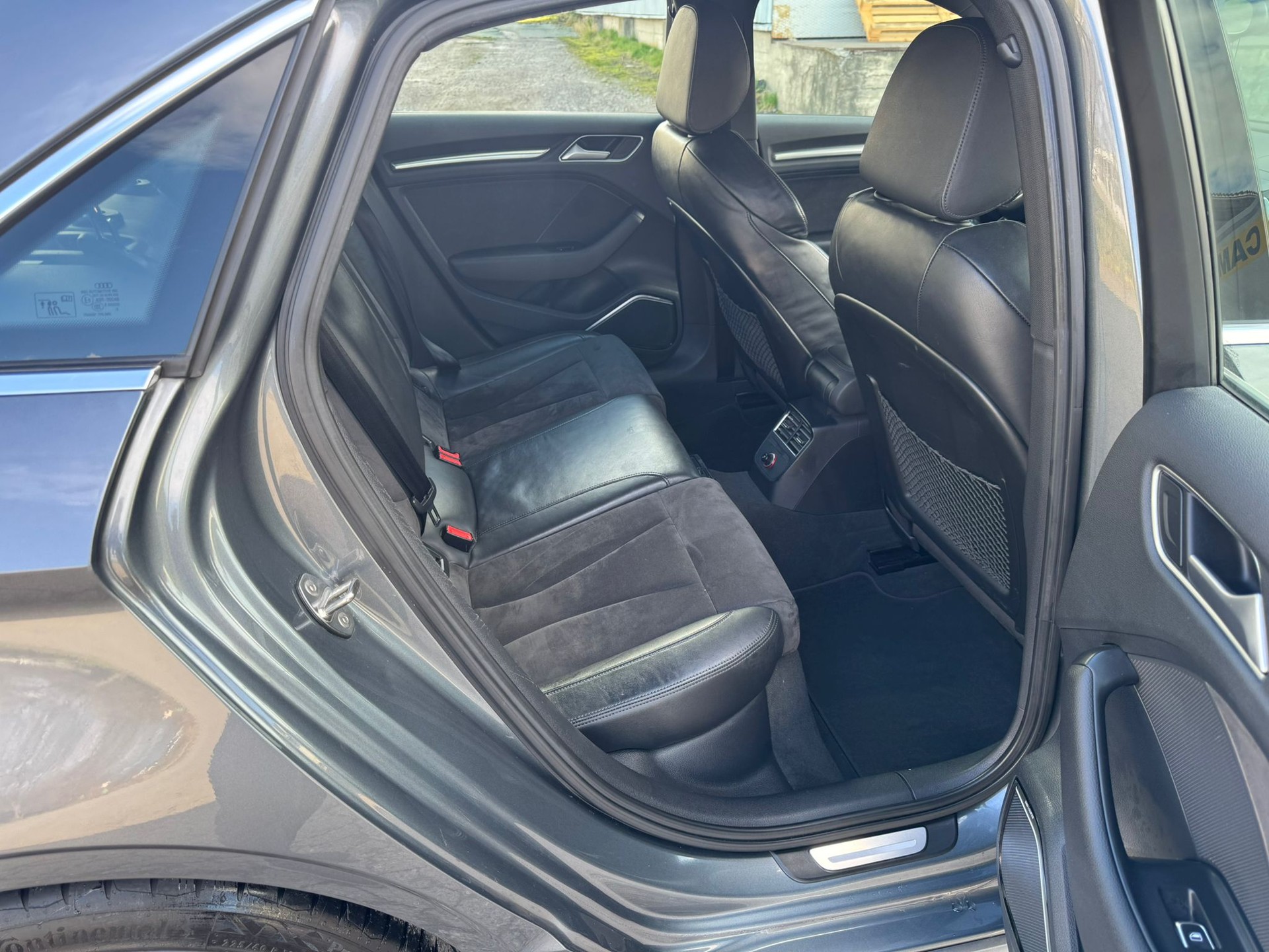 AUDI A3 Sedan 1.8 TFSI Attraction S-tronic-image-10