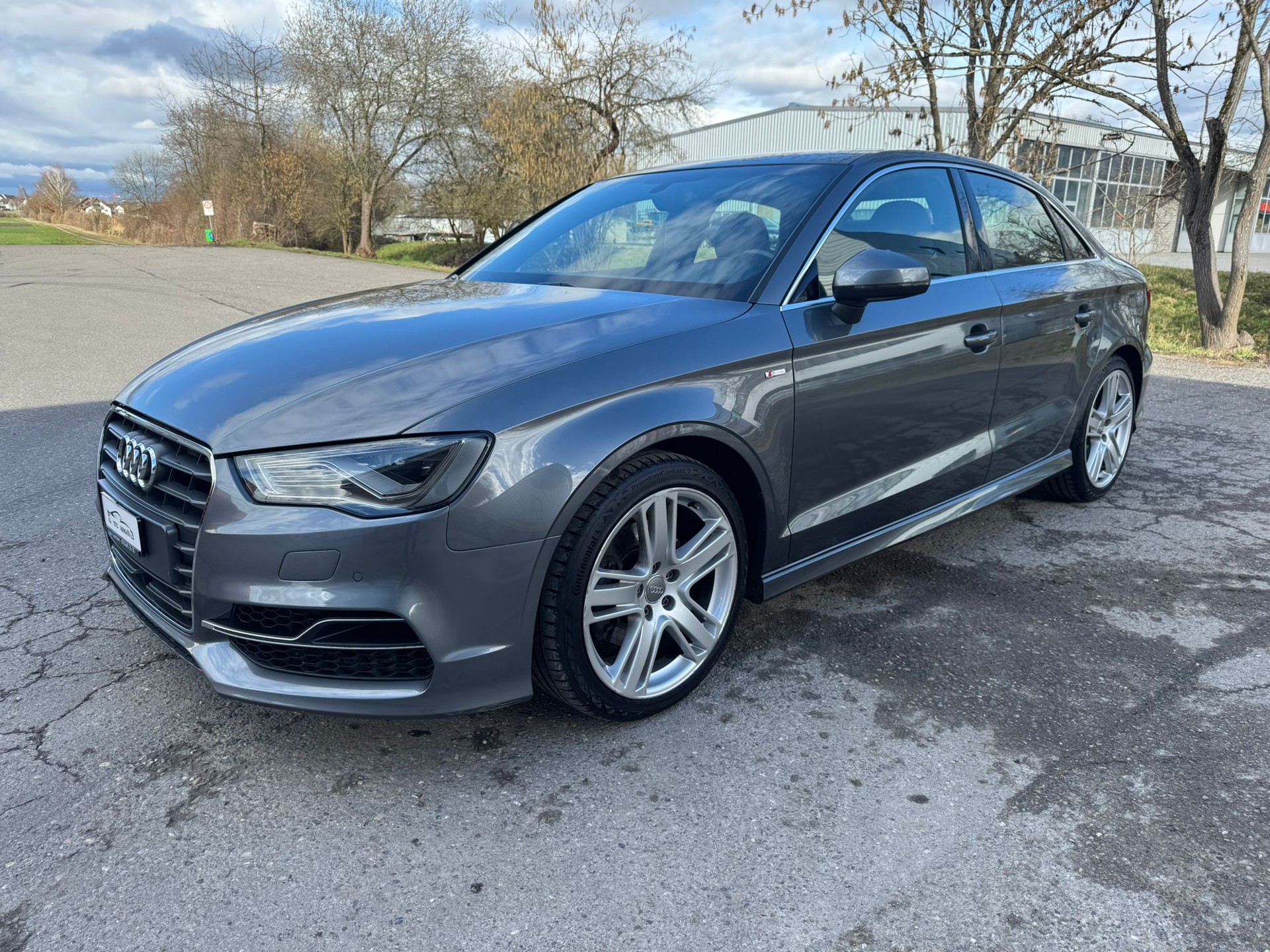 AUDI A3 Sedan 1.8 TFSI Attraction S-tronic-image-1