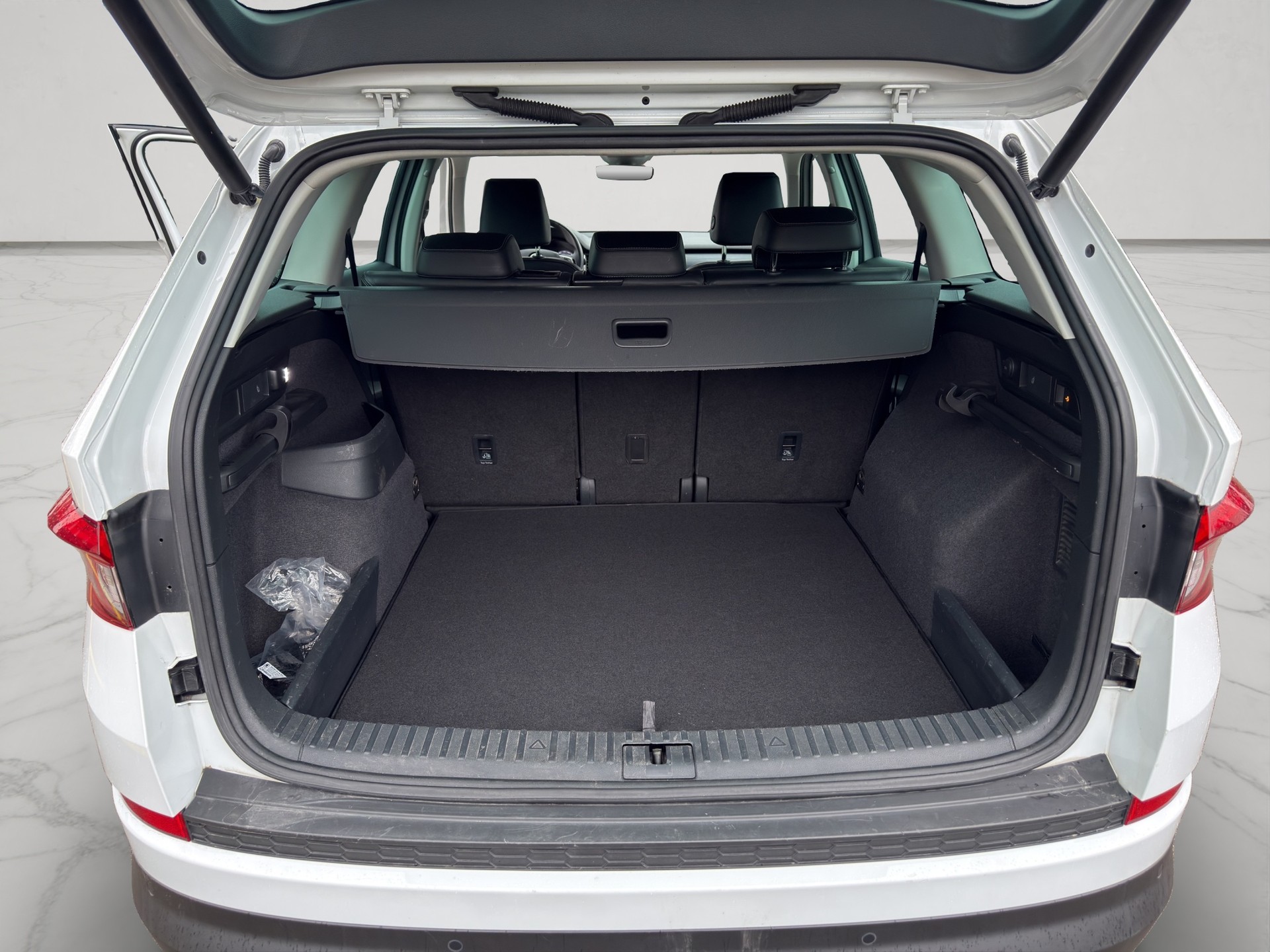 SKODA Kodiaq 2.0 TDI CR Ambition 4x4 DSG-image-12