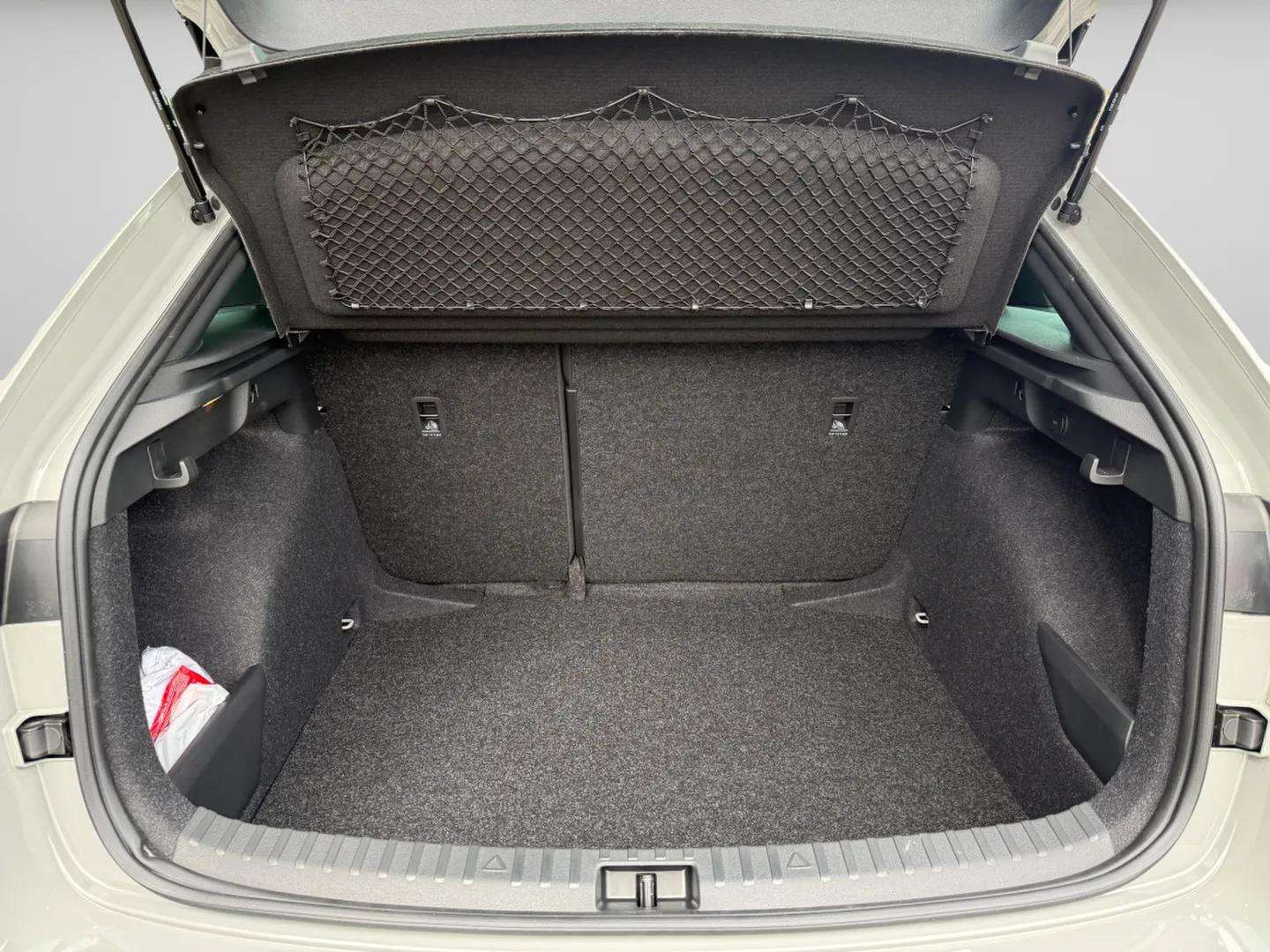 SKODA Scala 1.0 TSI Monte Carlo DSG-image-18