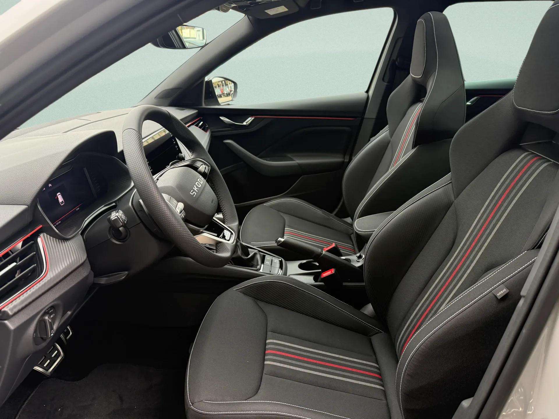 SKODA Scala 1.0 TSI Monte Carlo DSG-image-10