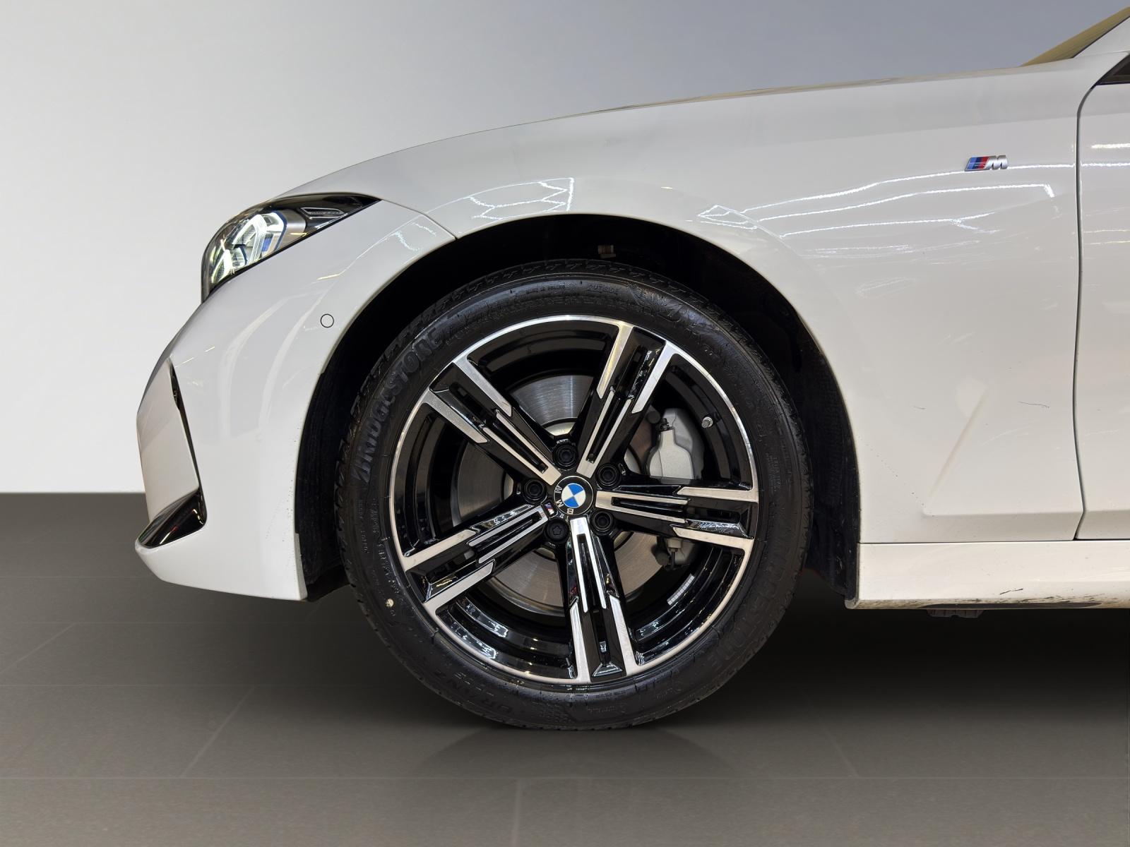 BMW 330d xDrive SAG Touring-image-3