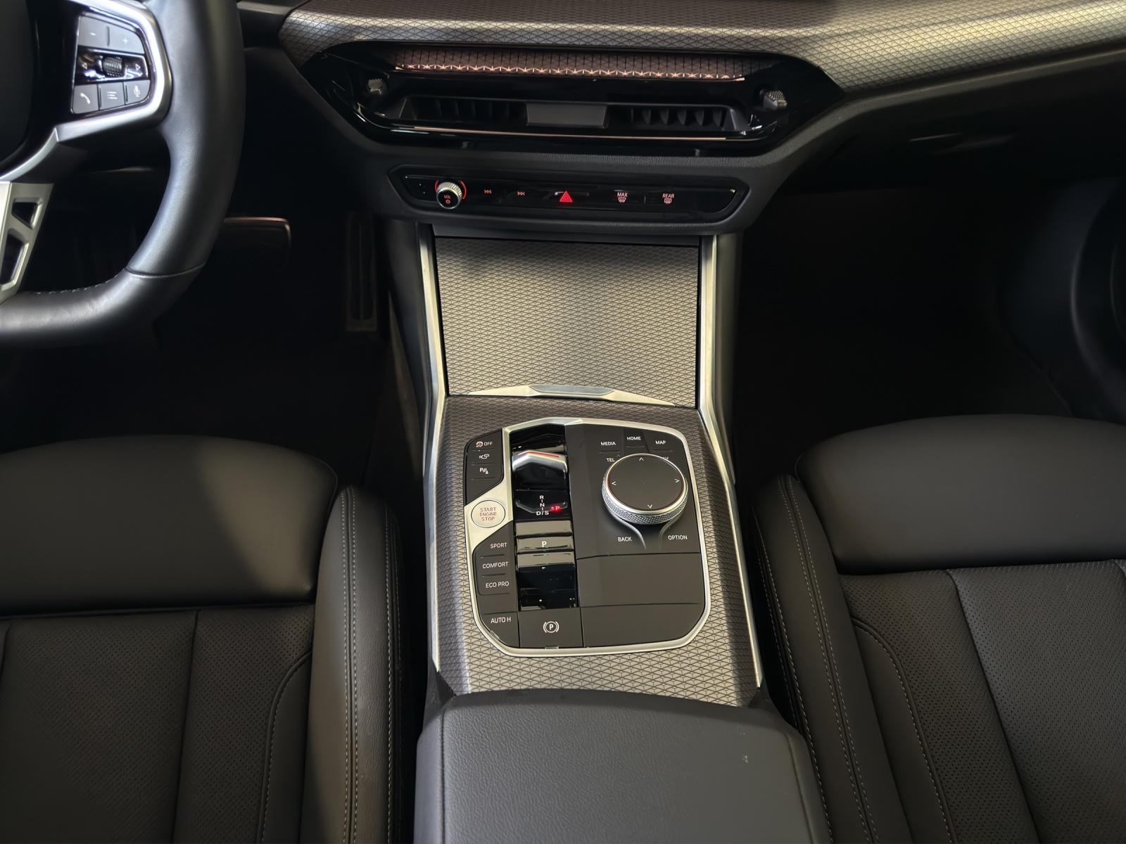 BMW 330d xDrive SAG Touring-image-11