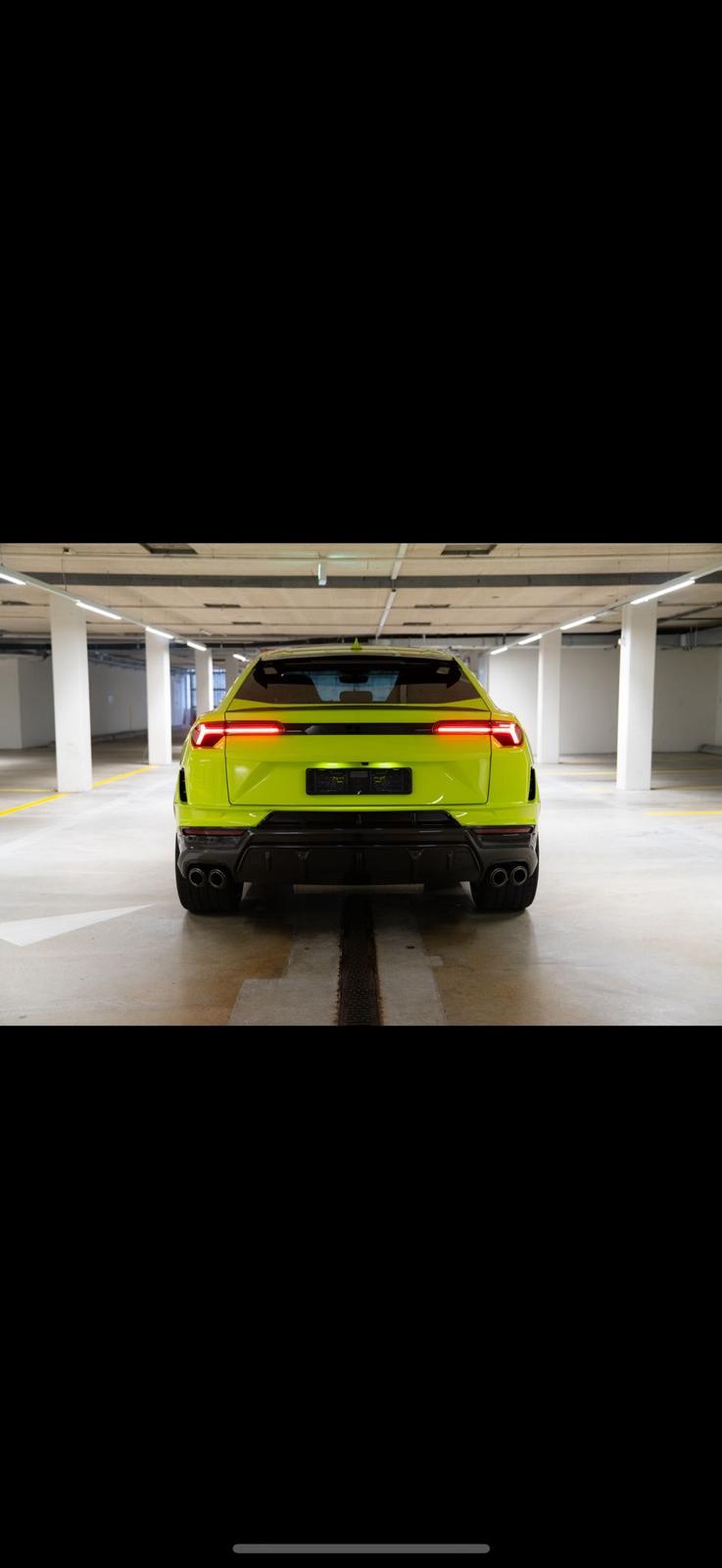 LAMBORGHINI Performante-image-5