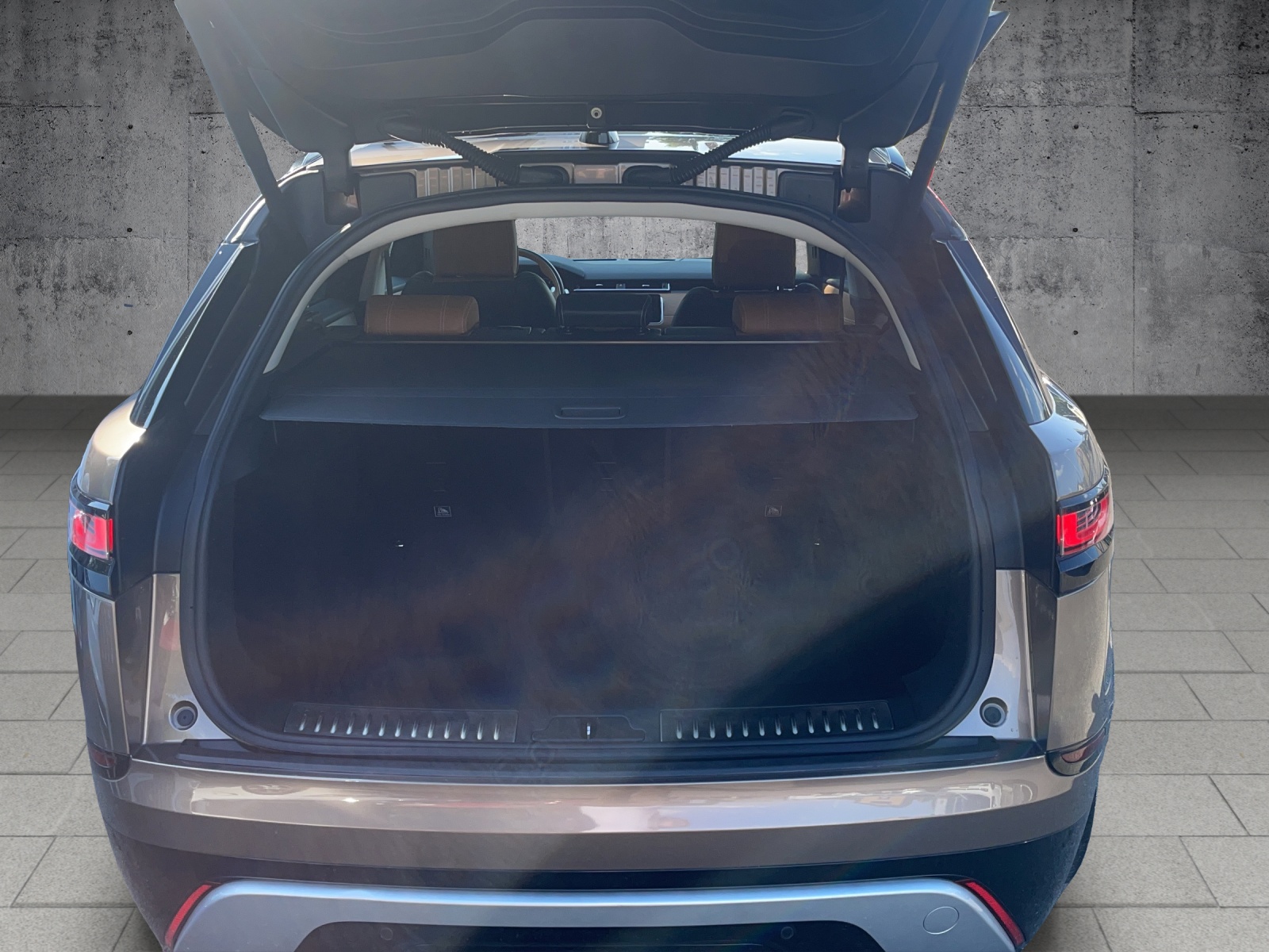 LAND ROVER Range Rover Velar P 380 SE Automatic-image-18