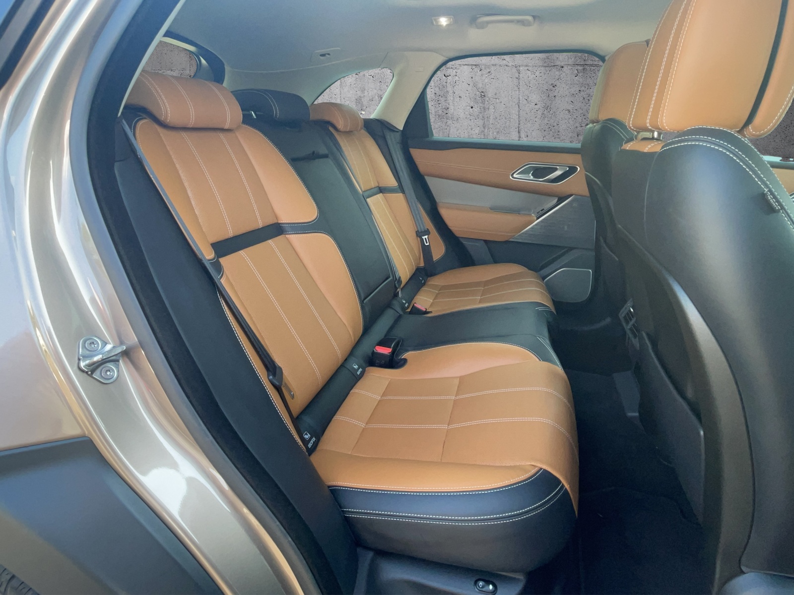 LAND ROVER Range Rover Velar P 380 SE Automatic-image-17