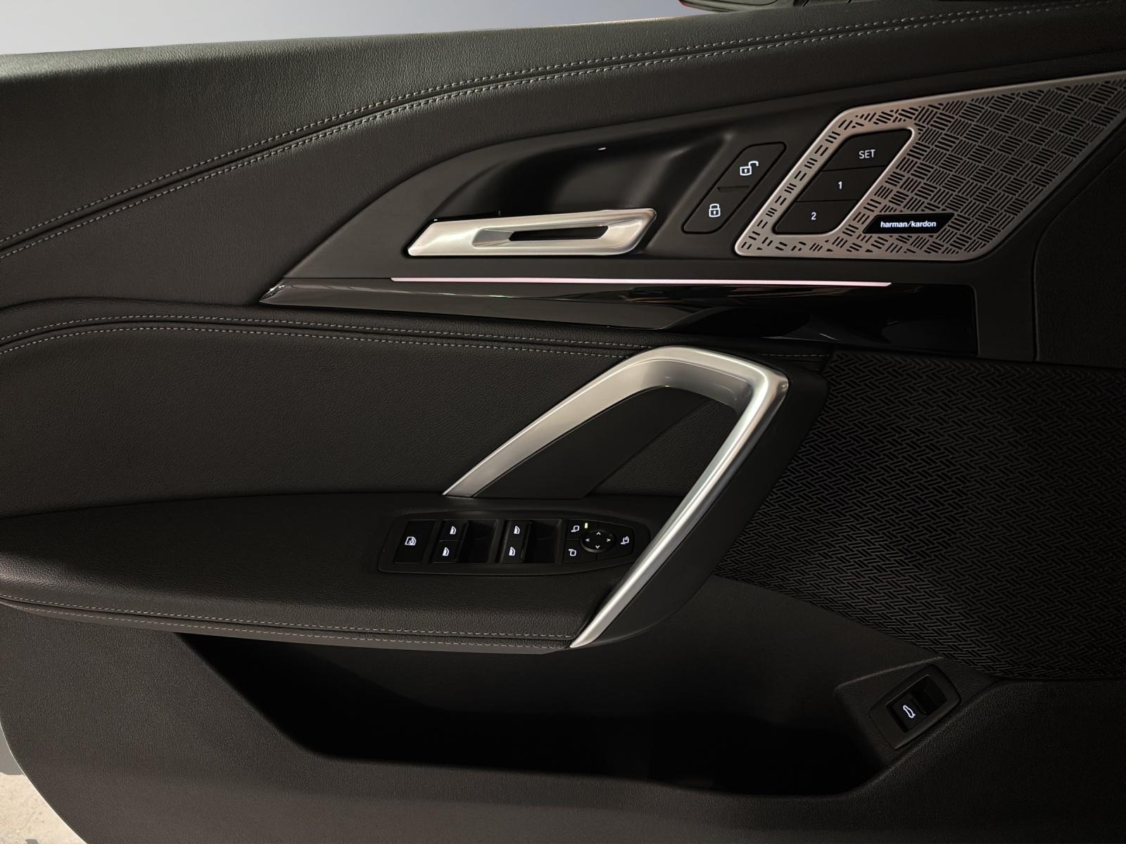 BMW X1 23d xDrive paddles-image-7
