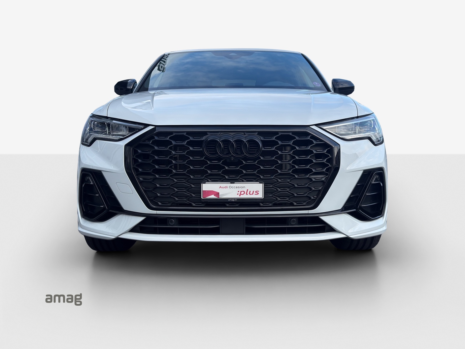 AUDI Q3 Sportback 45 TFSI e S line Attraction S-tronic-image-7