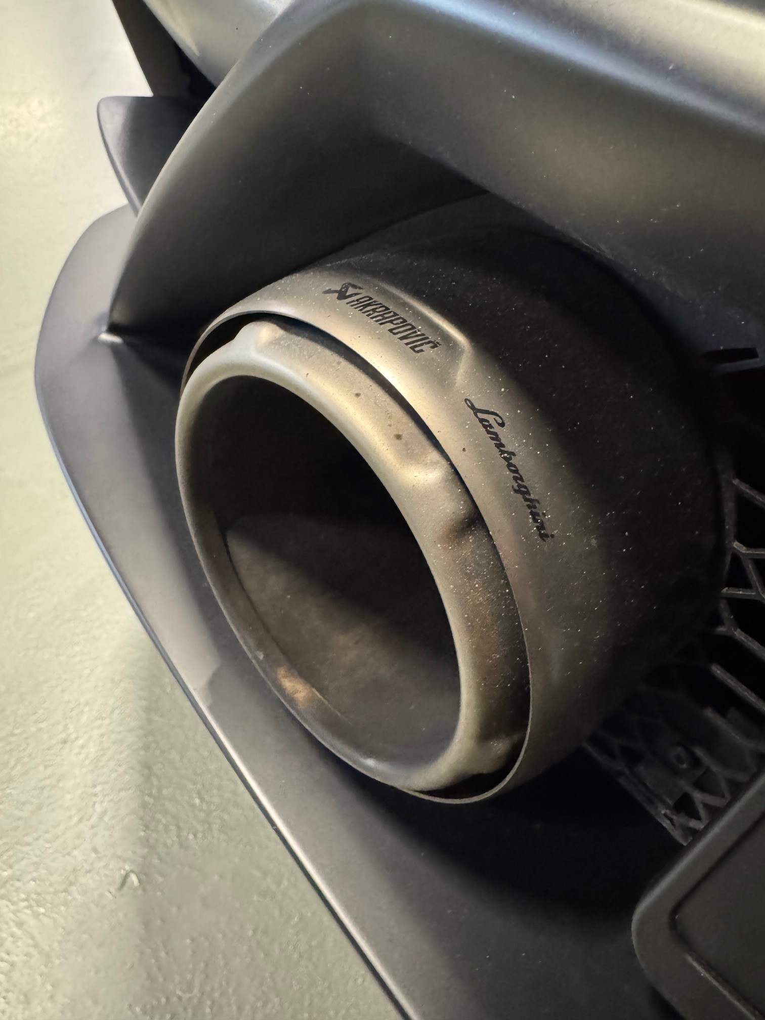 LAMBORGHINI Huracan EVO Spyder DCT *Akrapovic+garantie 03.29!*-image-5