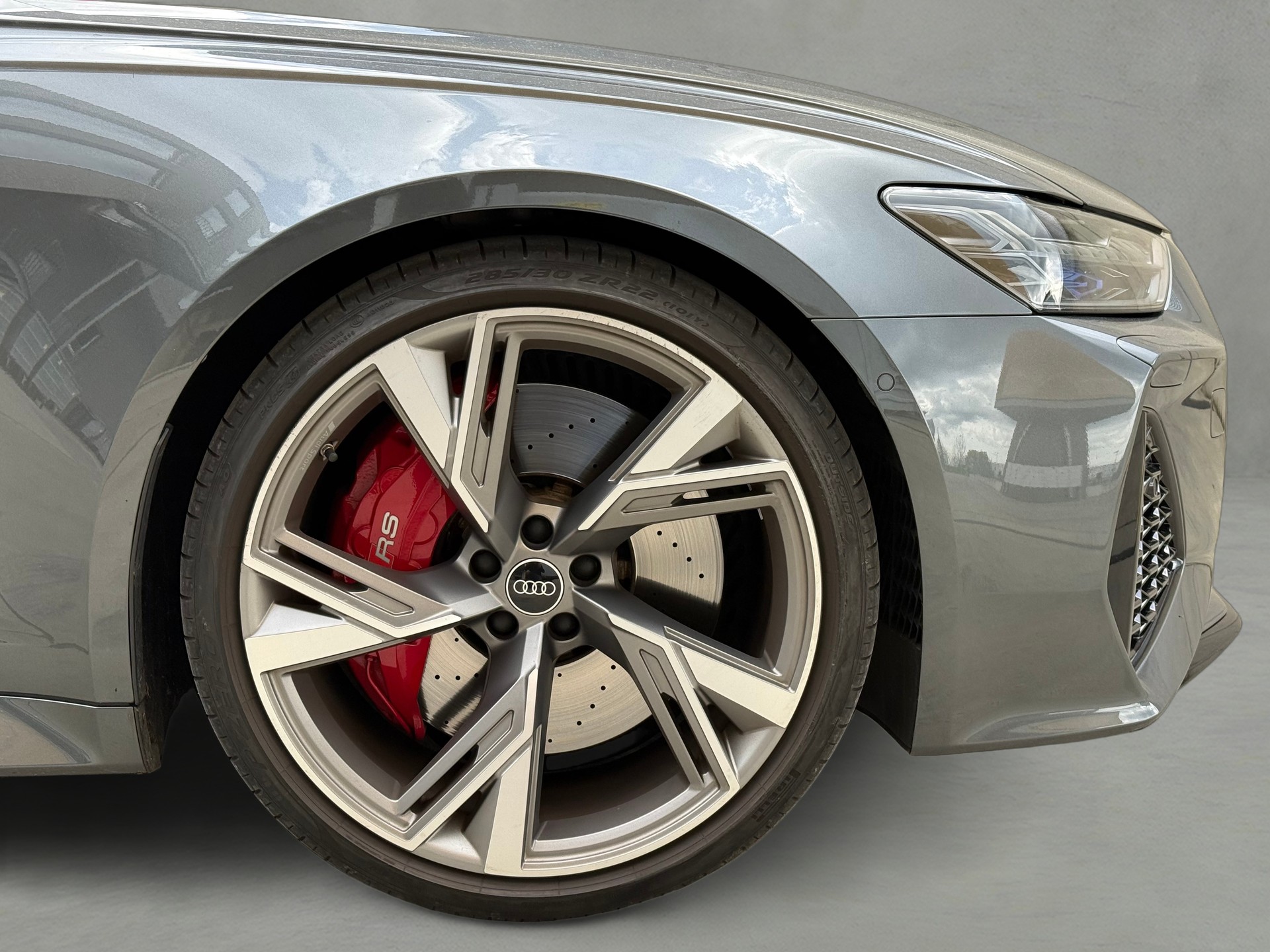 AUDI RS6 Avant 4.0 TFSI V8 quattro-image-8