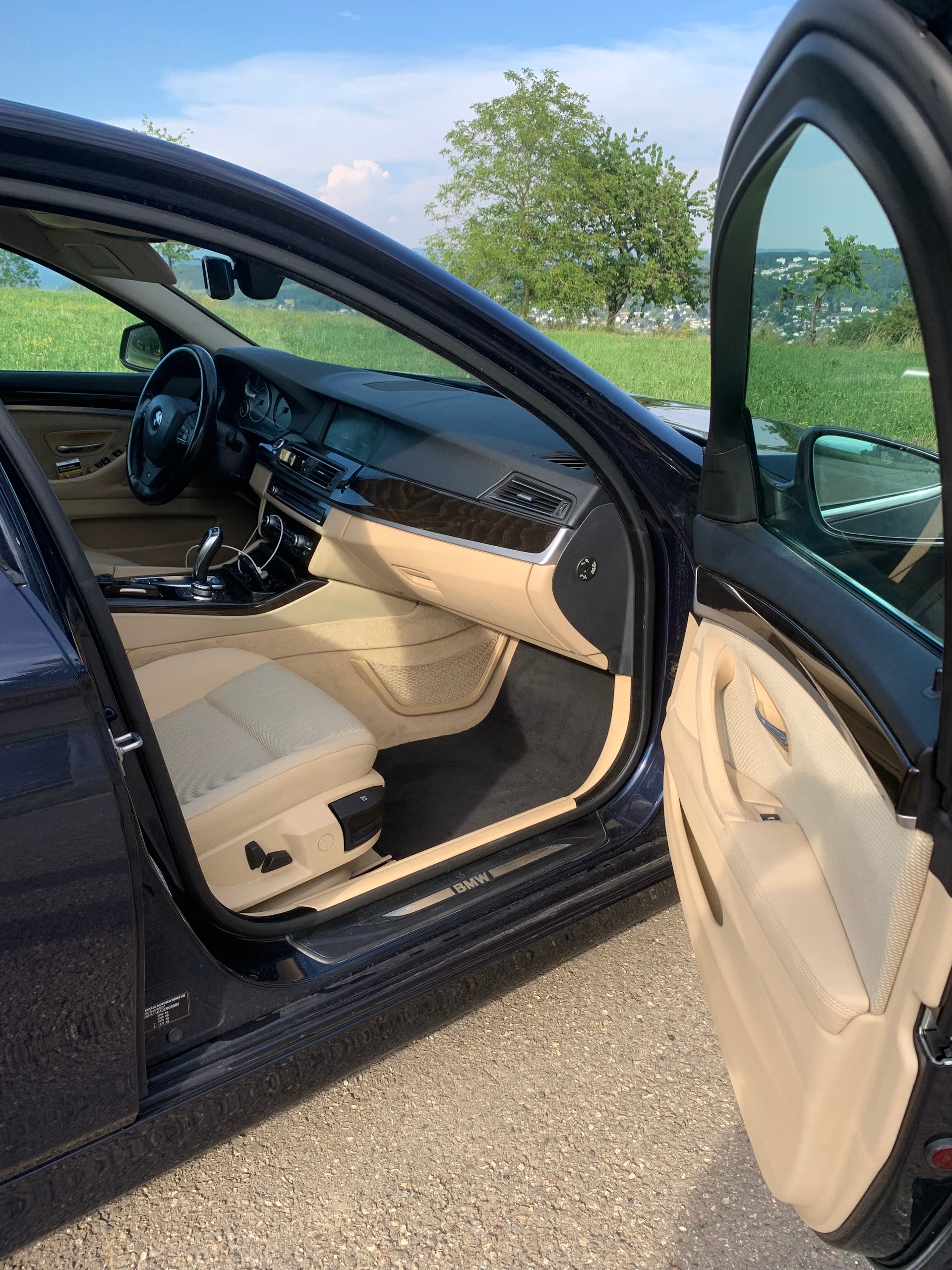 BMW 523i Steptronic-image-4