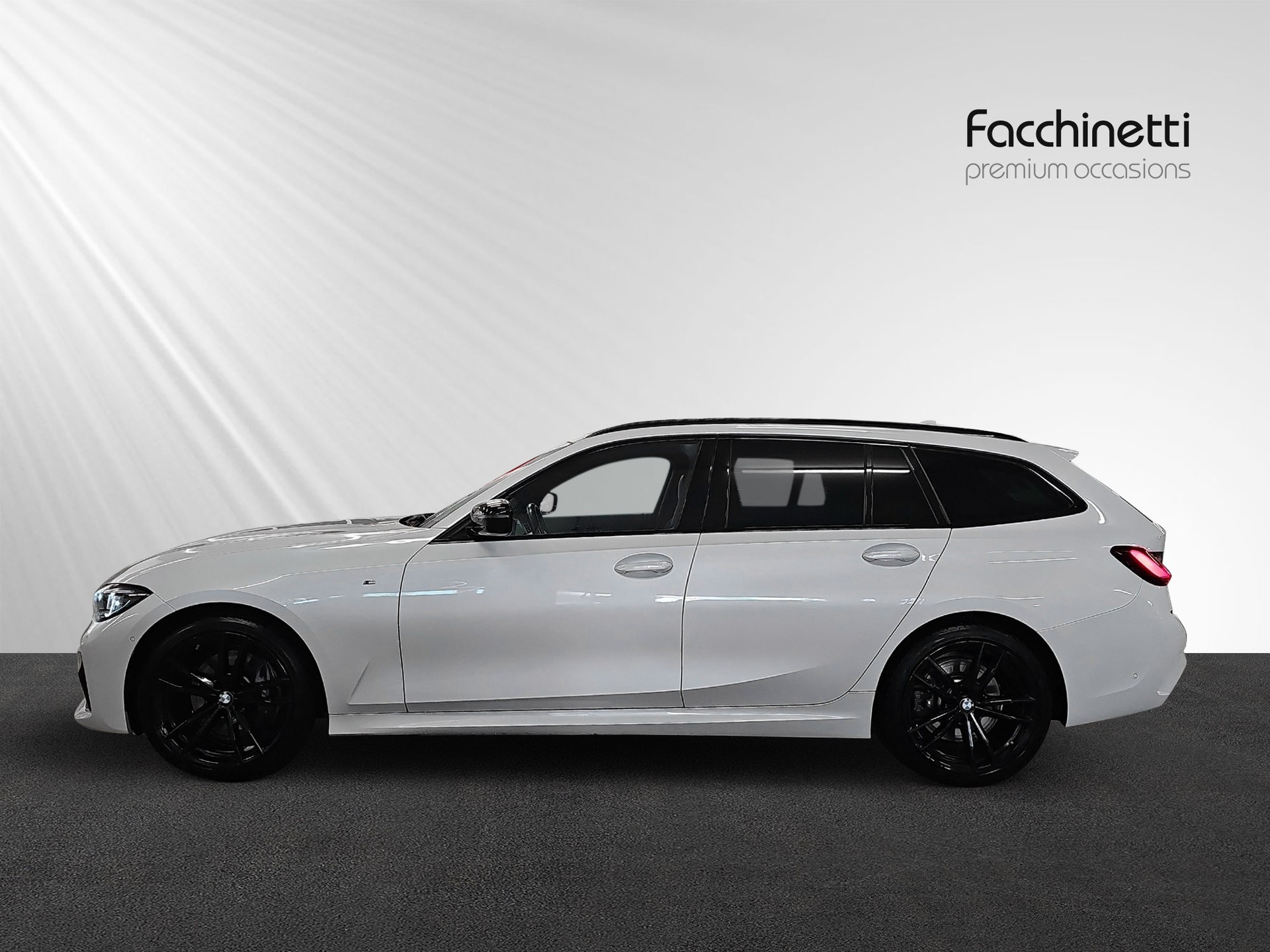 BMW 330d xDrive 48V Touring M Sport Steptronic-image-1