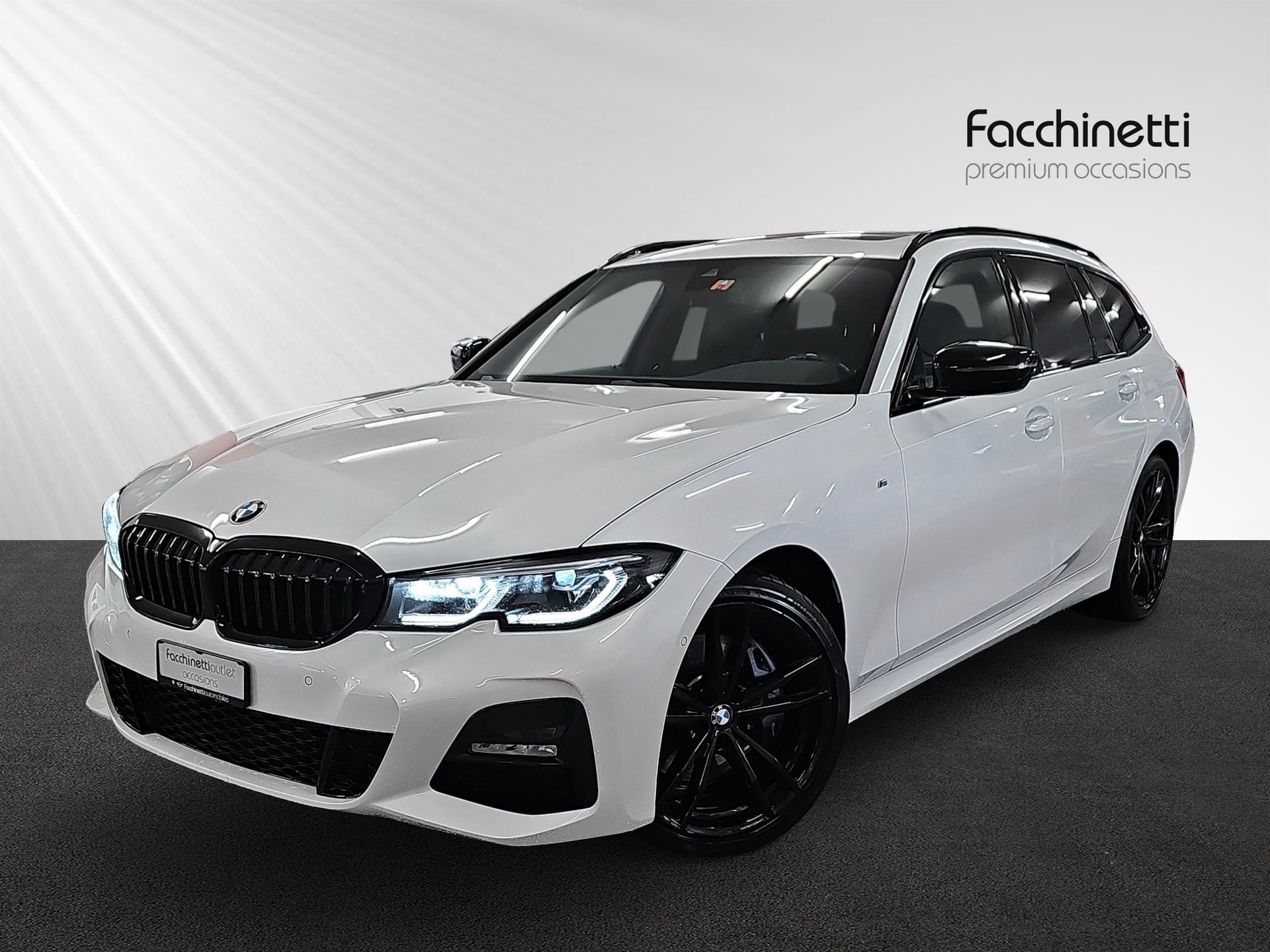 BMW 330d xDrive 48V Touring M Sport Steptronic-image-0