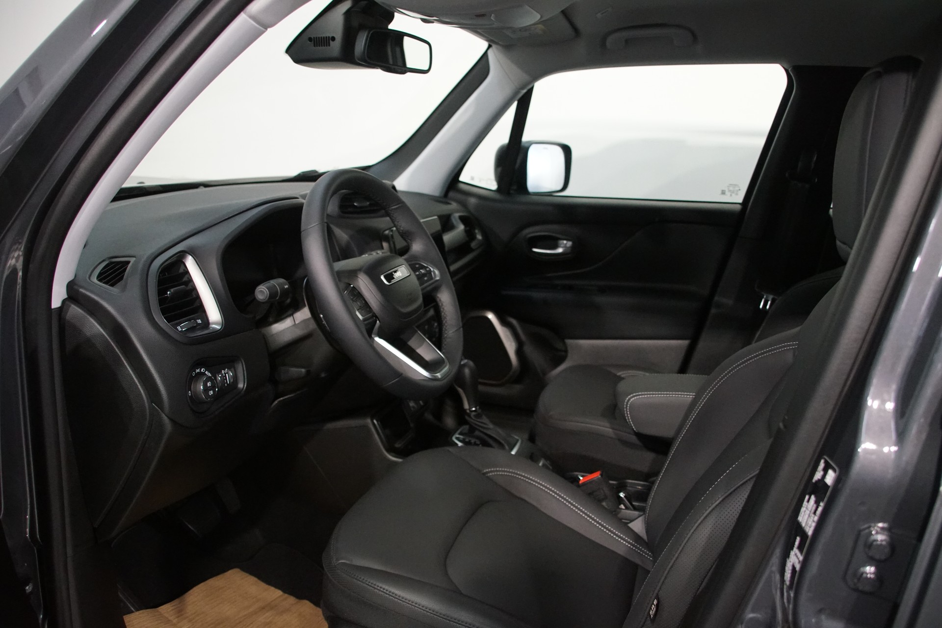 JEEP Renegade 1.5 MHEV Summit ++SWISS++-image-12