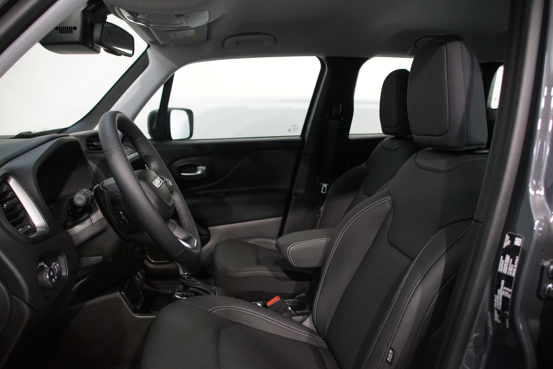 JEEP Renegade 1.5 MHEV Summit ++SWISS++-image-13
