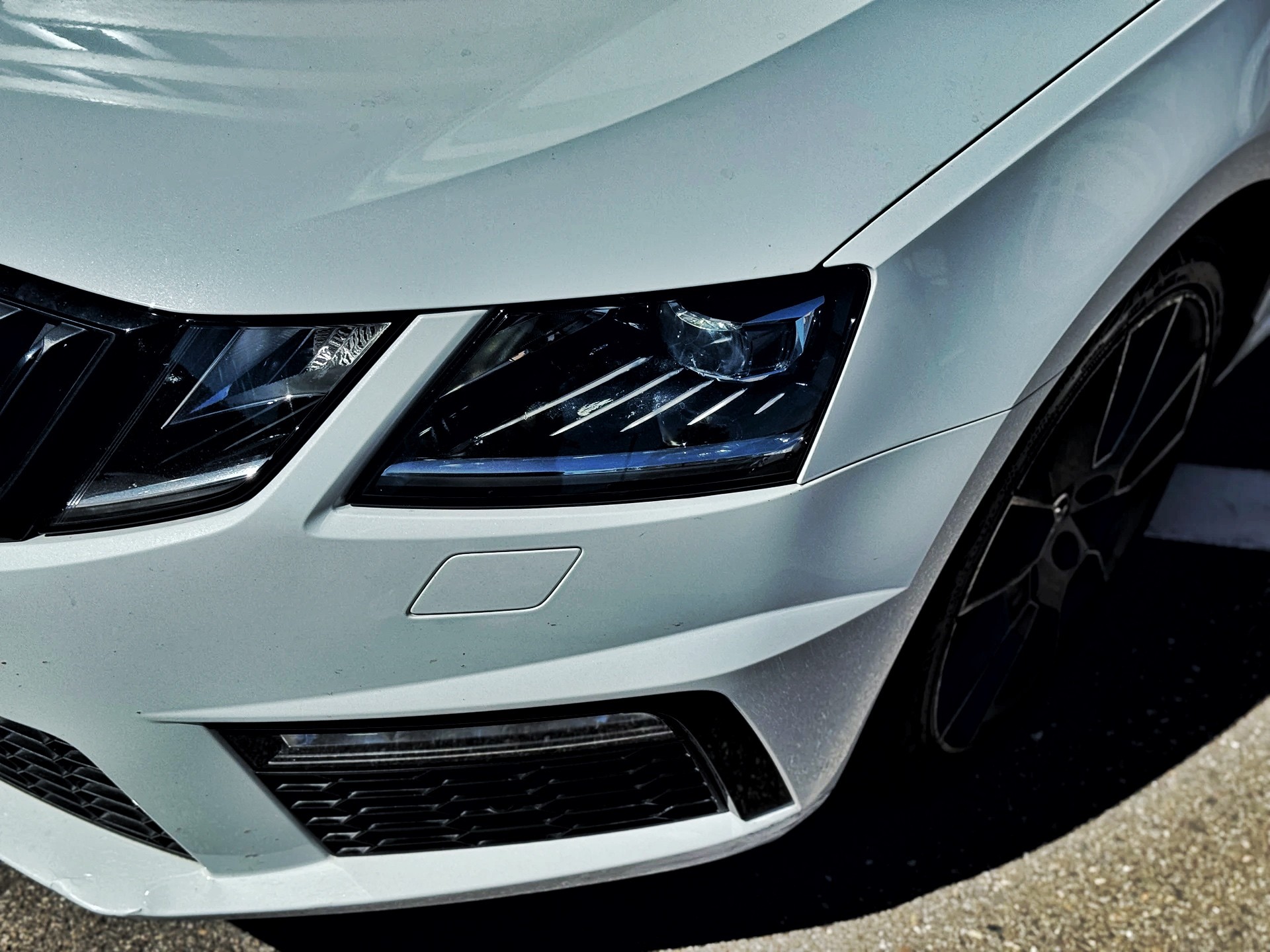 SKODA Octavia Combi 2.0 TDI RS 4x4 DSG-image-7