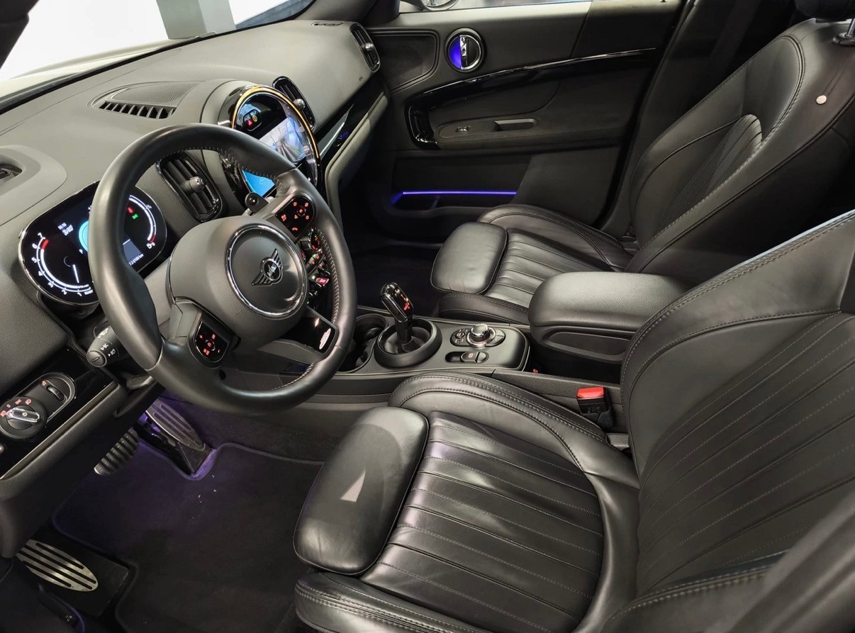 MINI Cooper S Untamed Edition ALL4 Steptronic-image-8