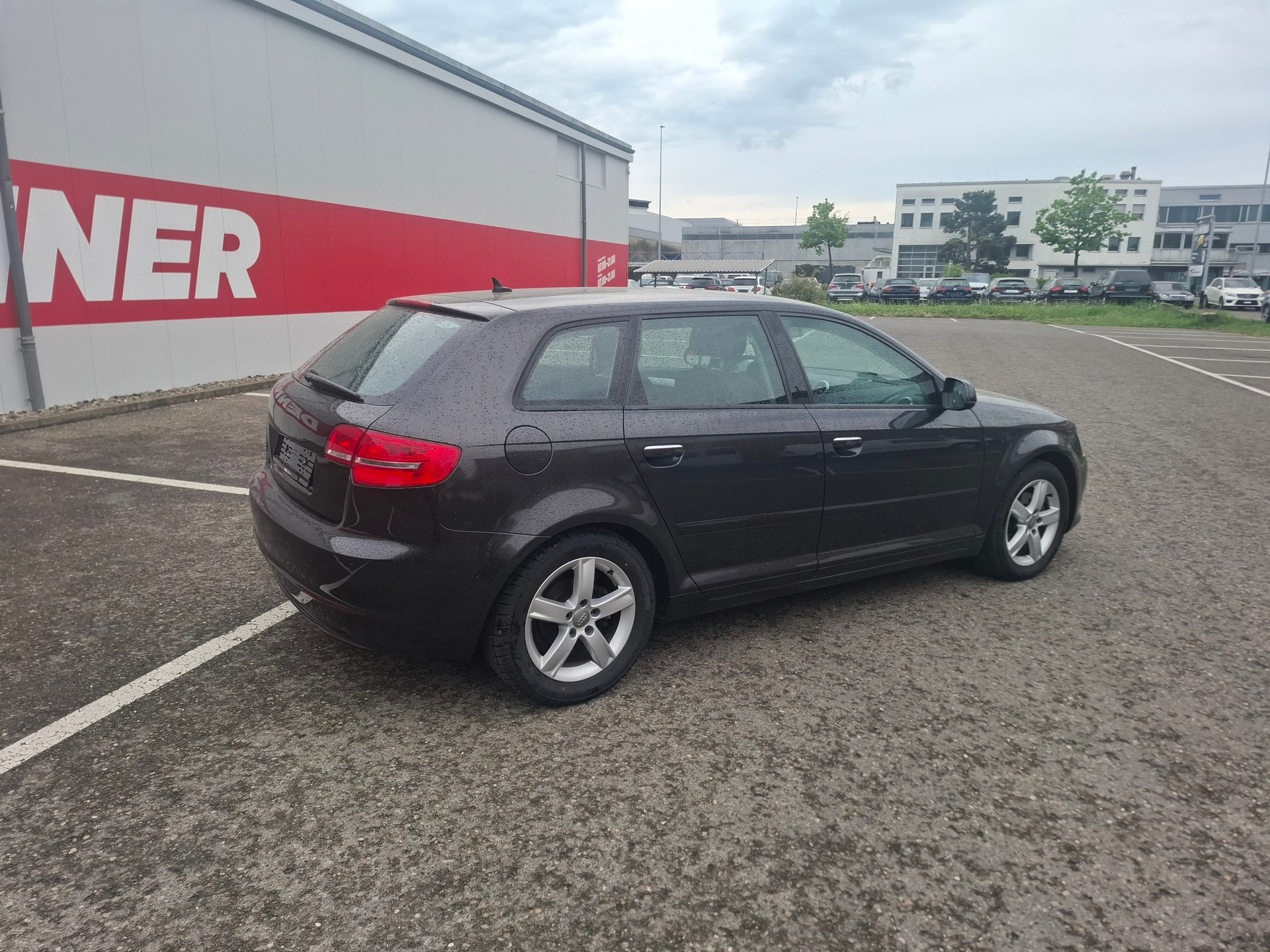 AUDI A3 Sportback 1.4 TFSI Ambition S-tronic-image-5