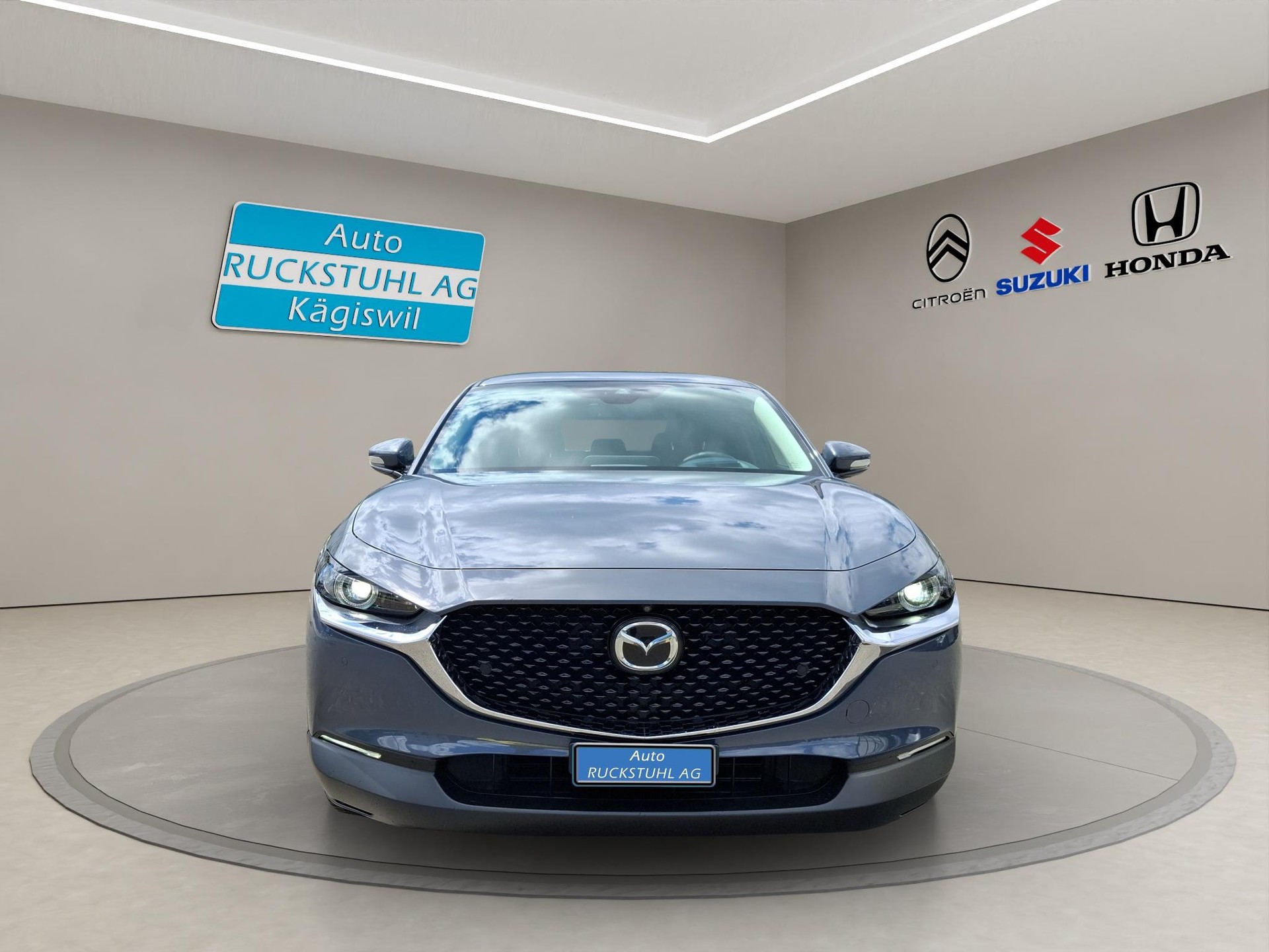 MAZDA CX-30 2.0 180 Revolution AWD-image-2