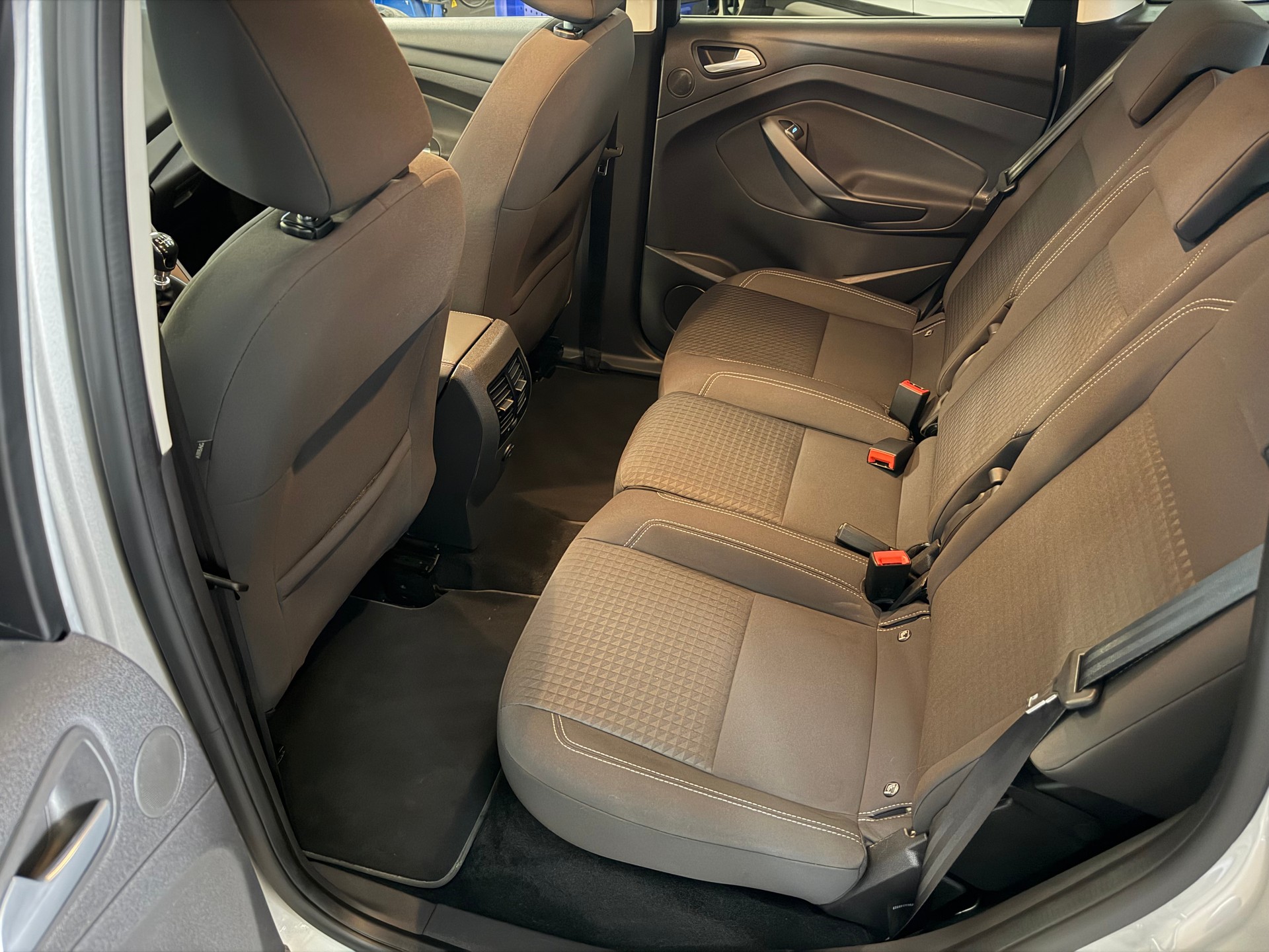 FORD C-Max 1.5 TDCi Trend-image-17