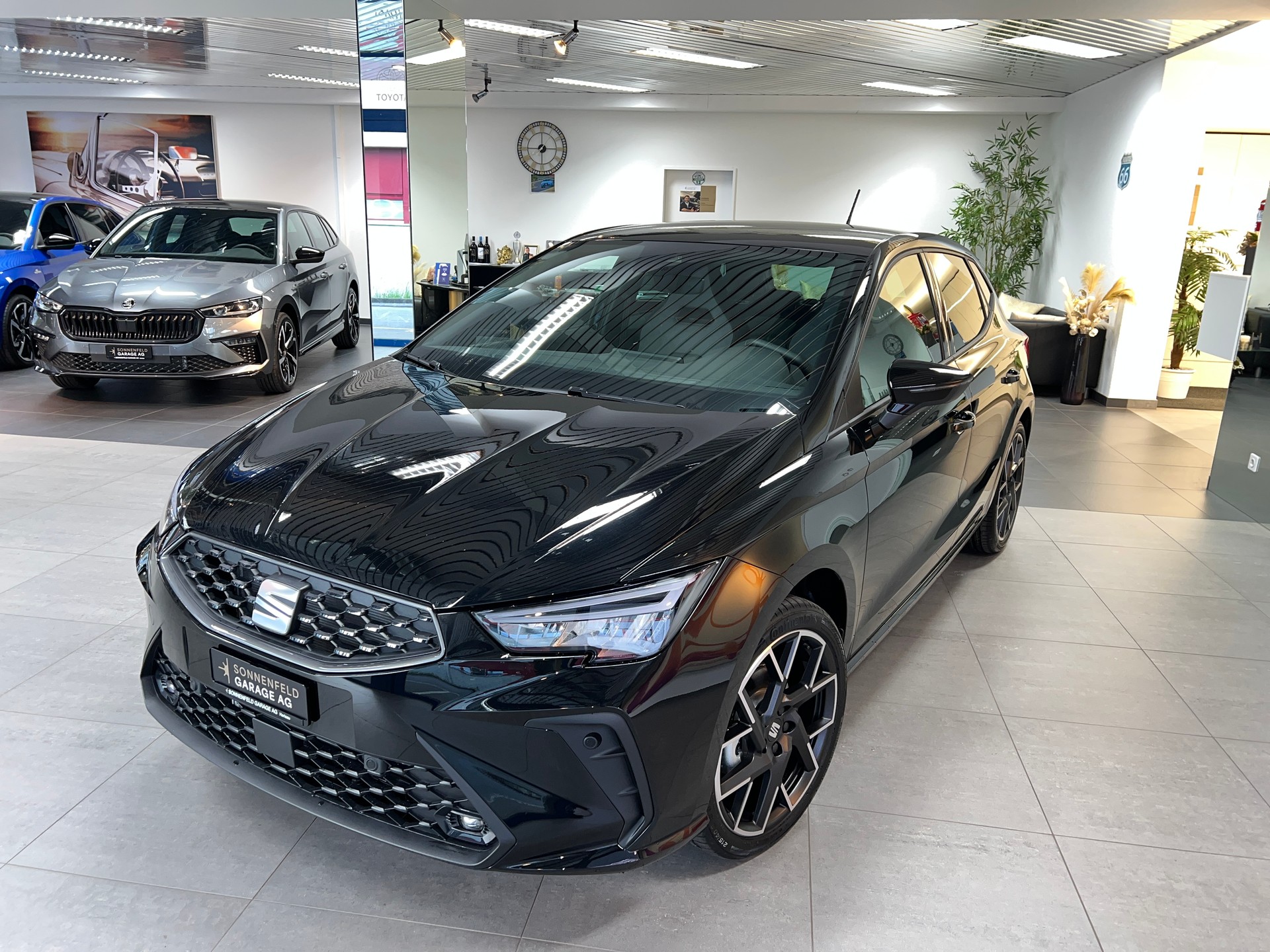 SEAT Ibiza 1.5 EcoTSI Move FR DSG / Neustes Modell / 5 Jahre Garantie-image-2