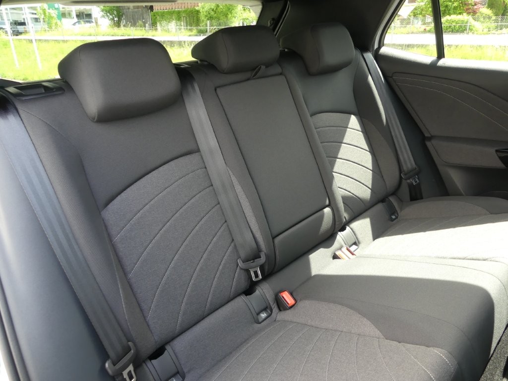 VW ID.3 Pro 52 kWh Pure Value-image-12