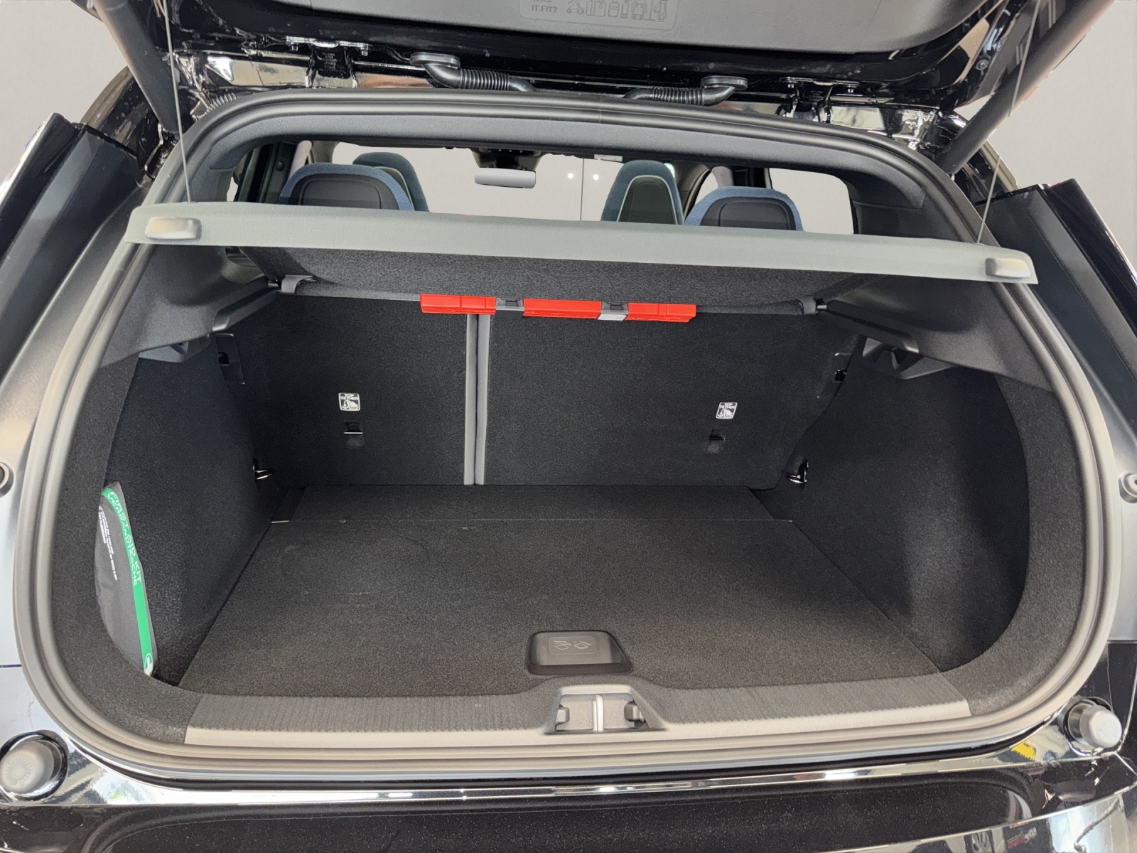 VOLVO EX30 E60 Ultra-image-15
