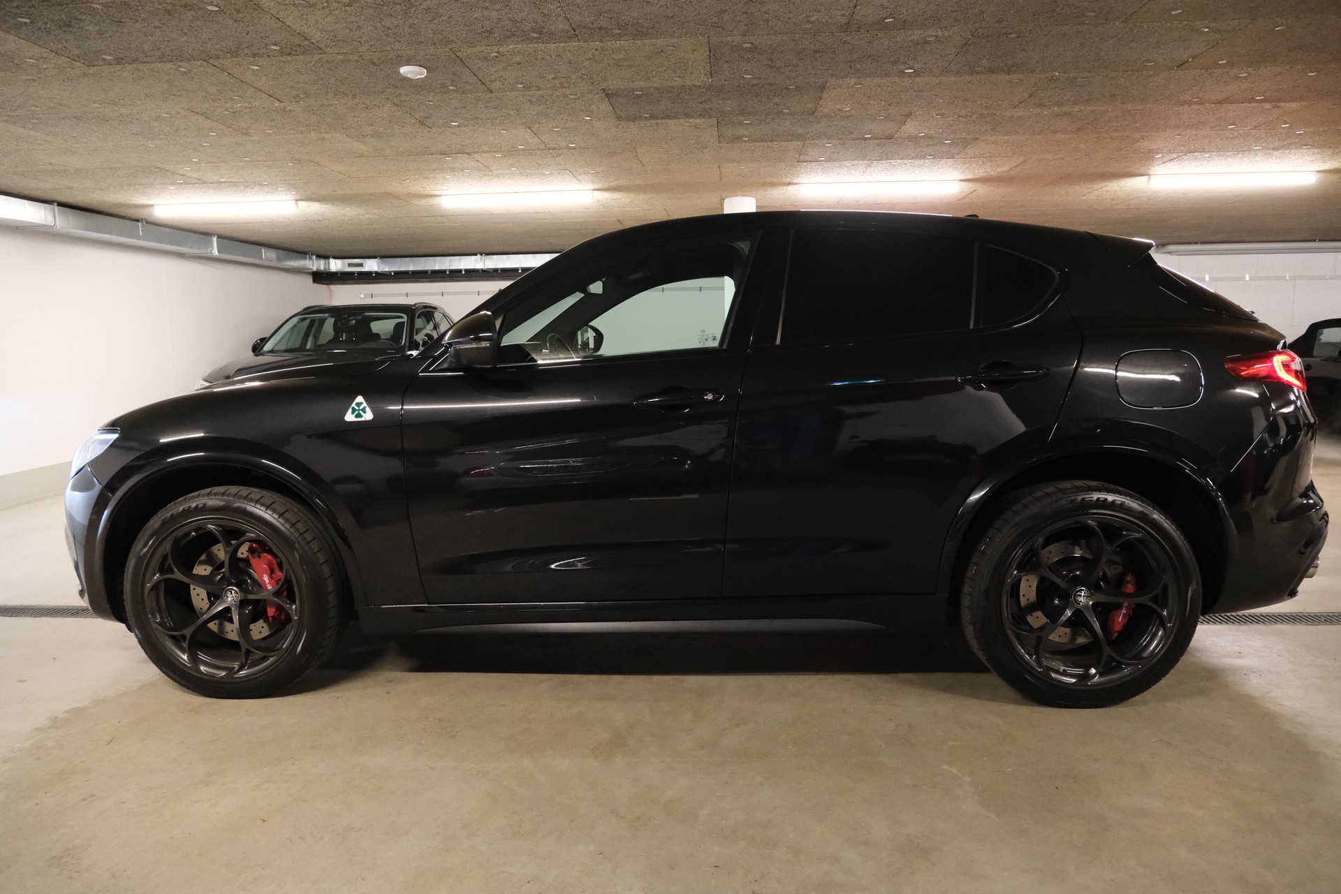 ALFA ROMEO 2.9 V6 Biturbo Q4 Quadrifoglio-image-8