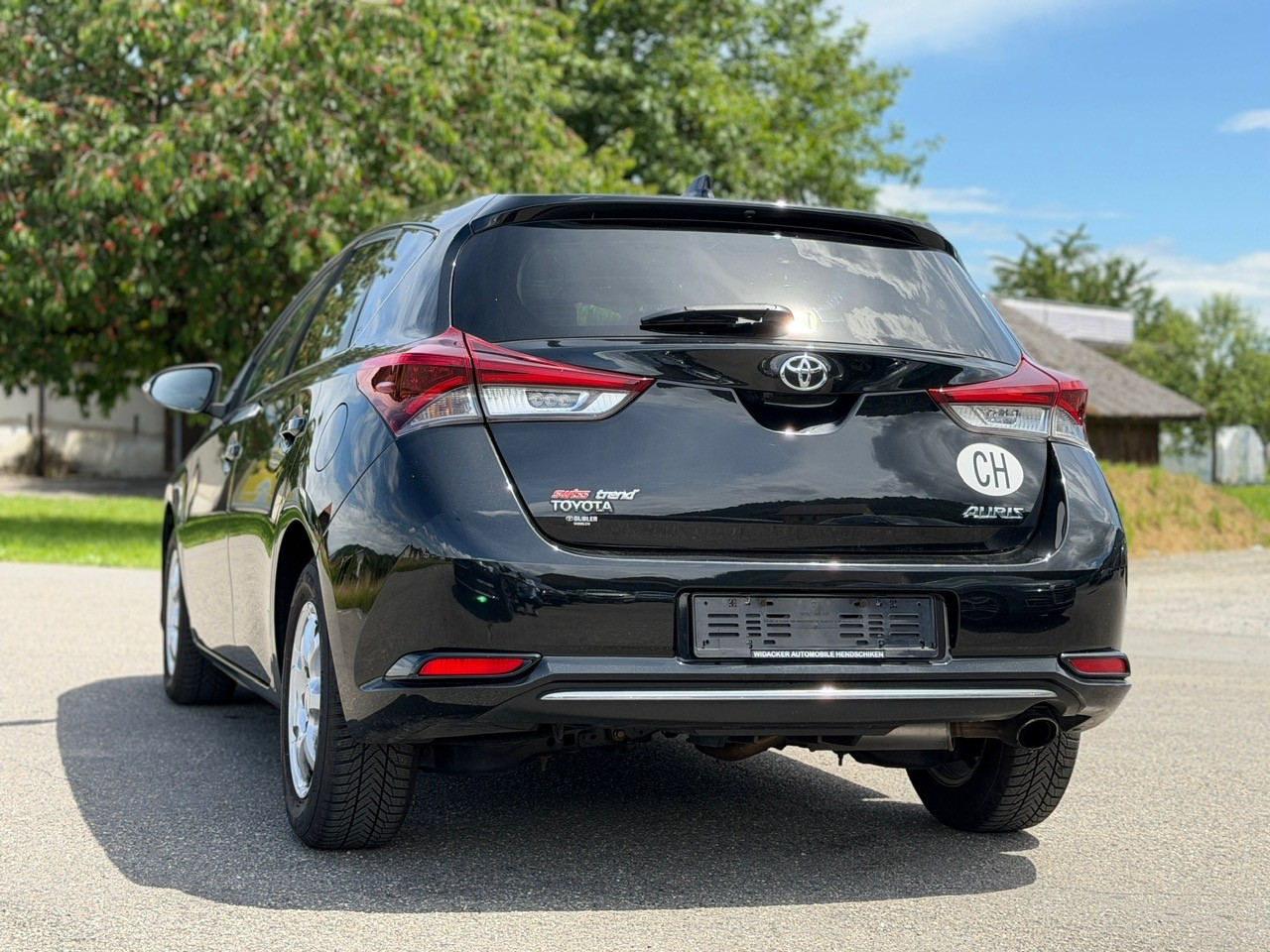 TOYOTA Auris 1.2 Turbo Swiss Trend-image-5