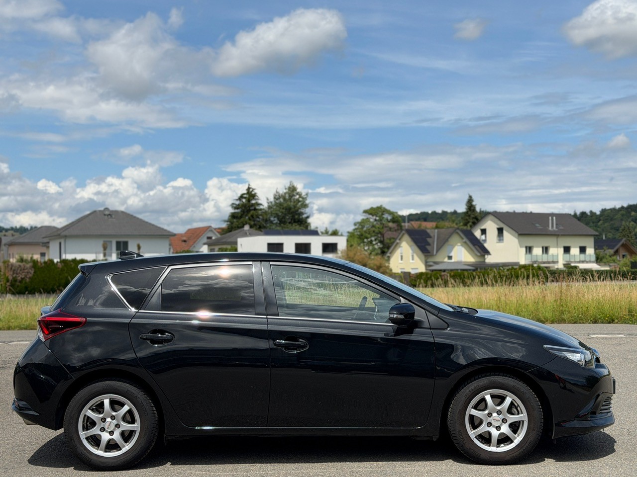 TOYOTA Auris 1.2 Turbo Swiss Trend-image-10