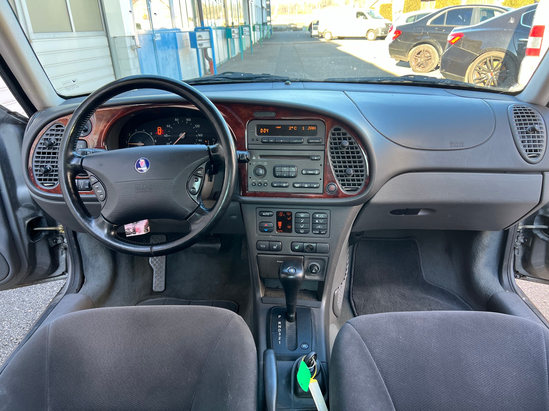 SAAB 9-3 2.0i-16 TS SE-image-6