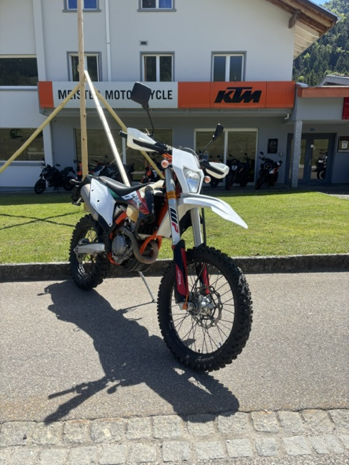 KTM 250 EXC-F Six Days-image-2
