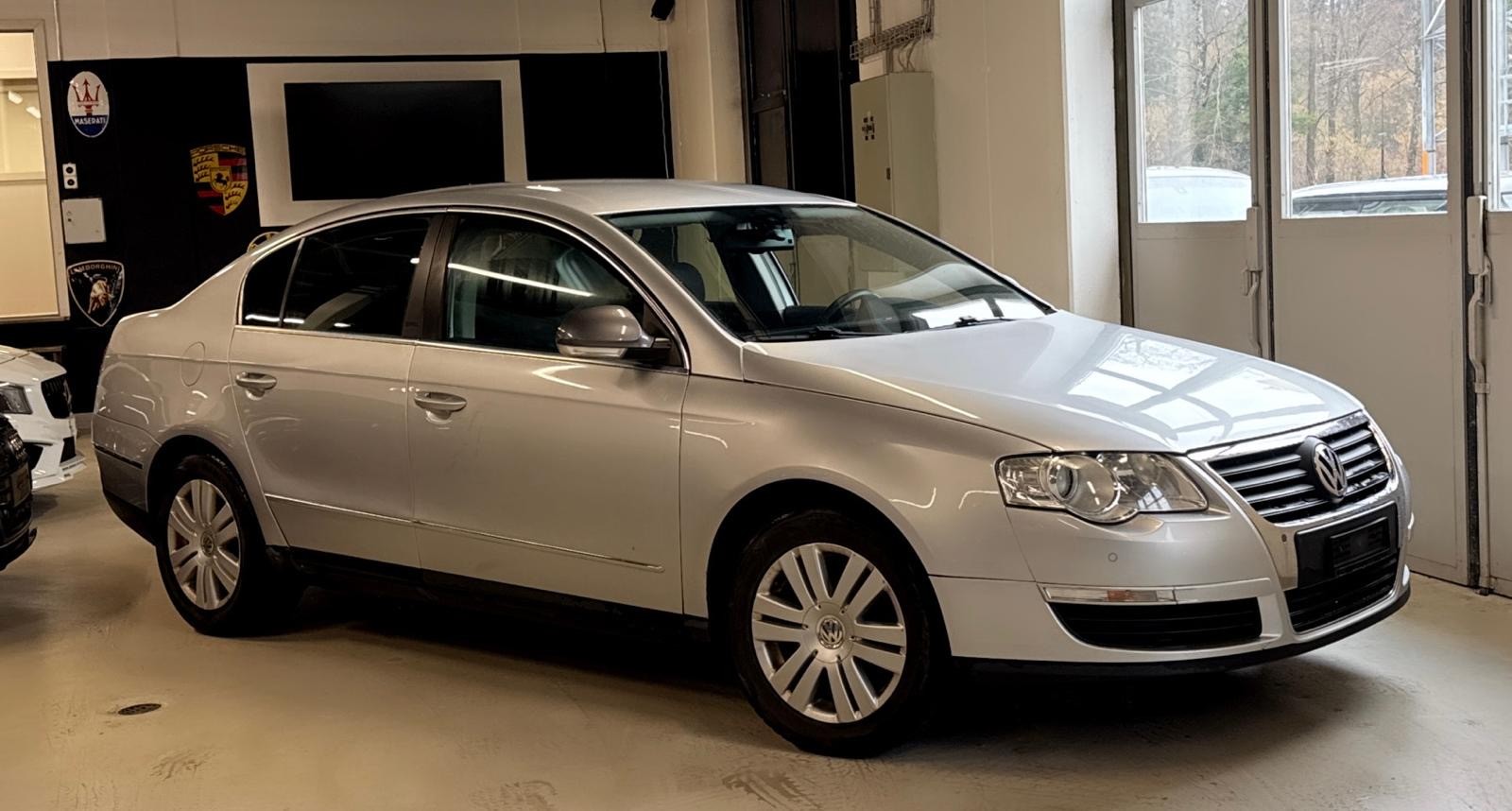 VW Passat 2.0 FSI Comfortline-image-5