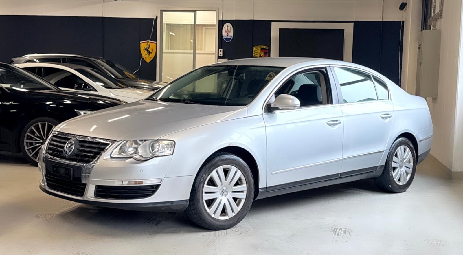 VW Passat 2.0 FSI Comfortline-image-1