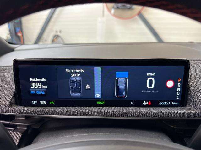 FORD Cool blue - starker Stromer - AWD - Standort Studen-image-4