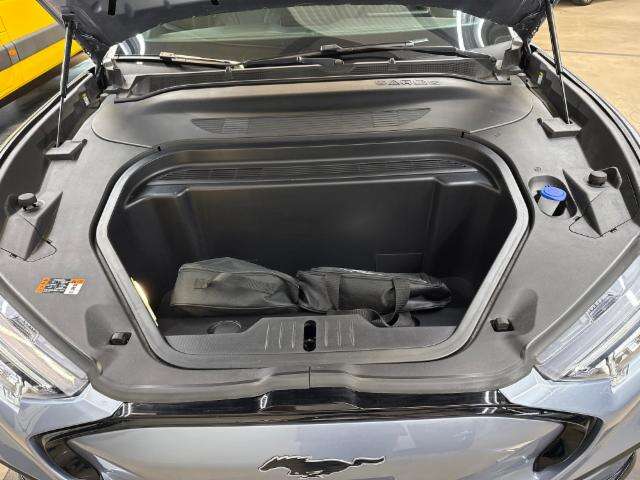 FORD Cool blue - starker Stromer - AWD - Standort Studen-image-10