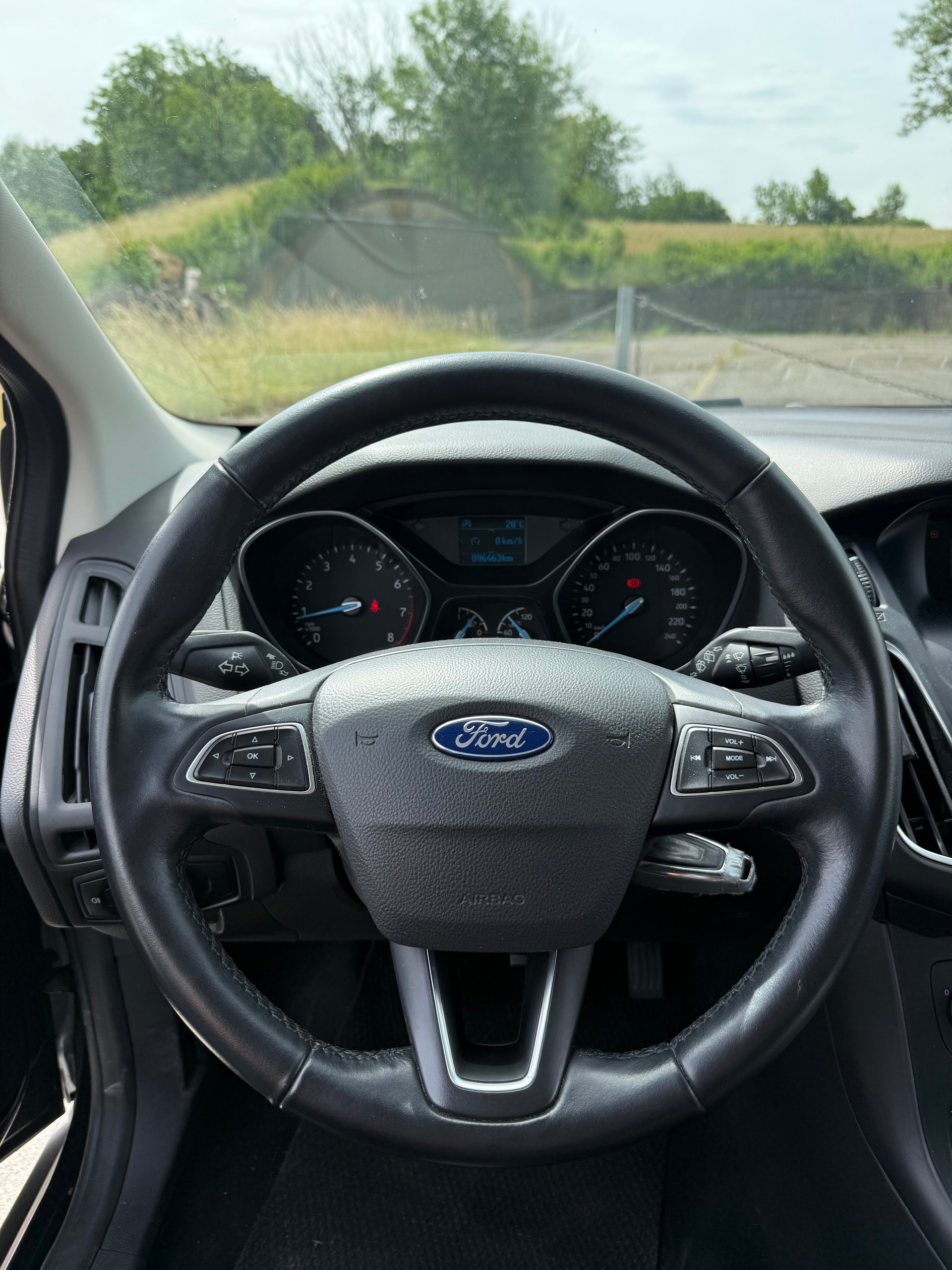 FORD Focus 1.0 SCTi Trend-image-10