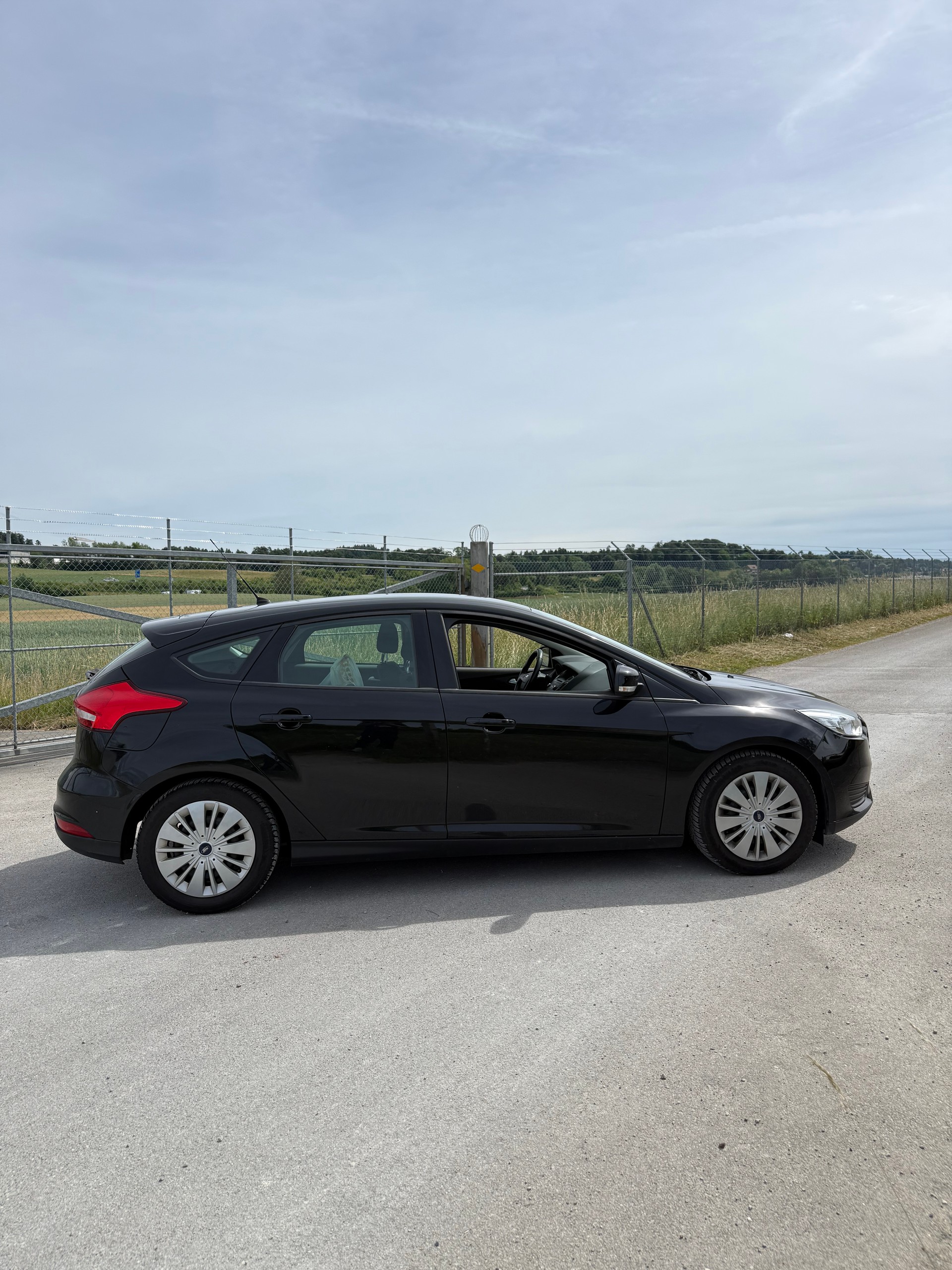 FORD Focus 1.0 SCTi Trend-image-6