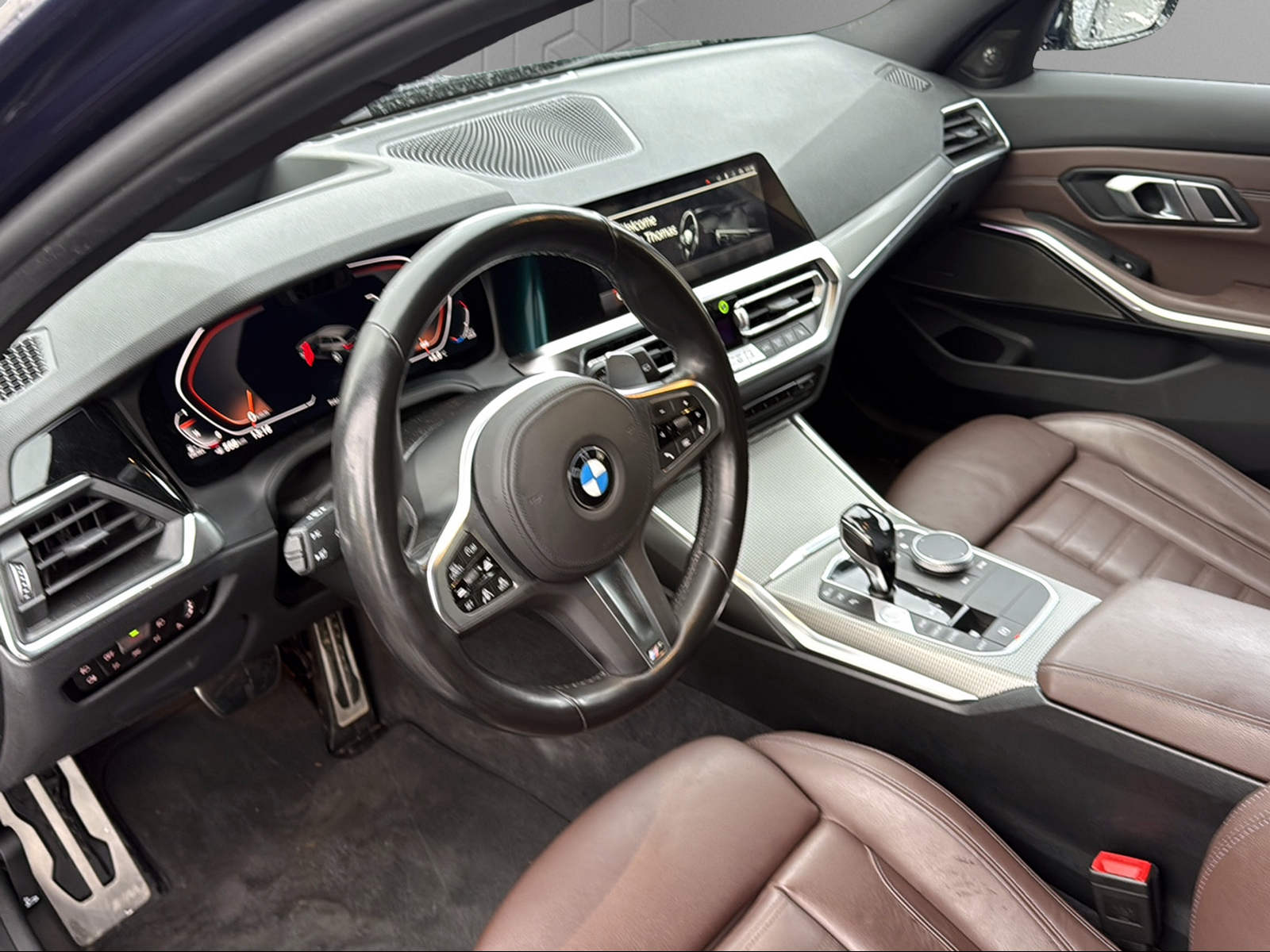 BMW 320d xDrive 48V Touring Sport Line Steptronic-image-11