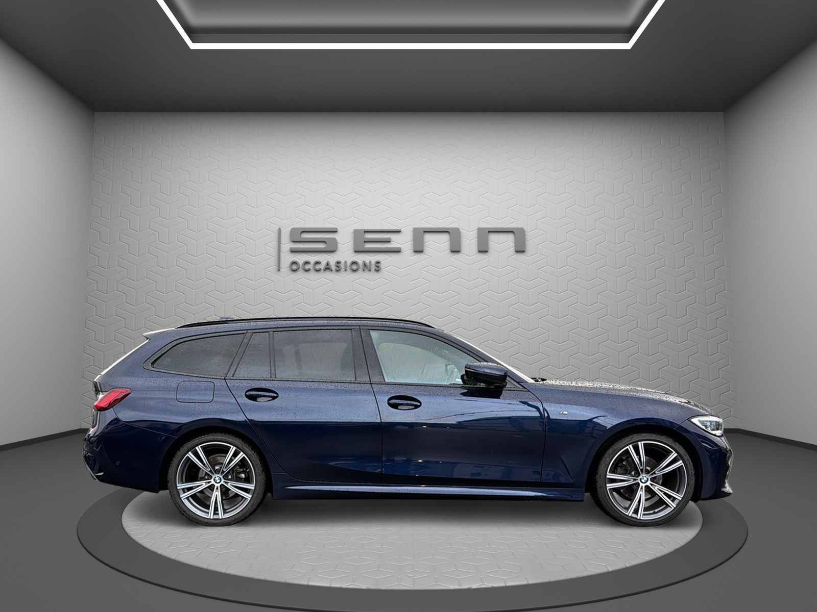 BMW 320d xDrive 48V Touring Sport Line Steptronic-image-6